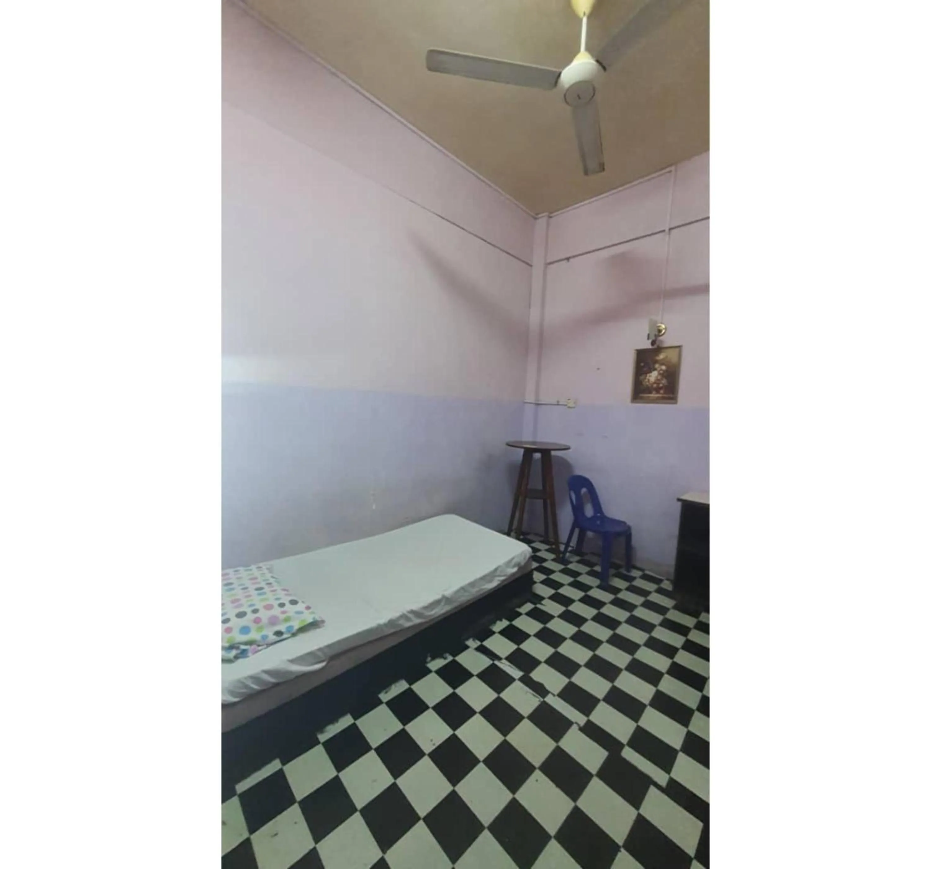 Bedroom, Bed in Hotel O Penginapan Almera