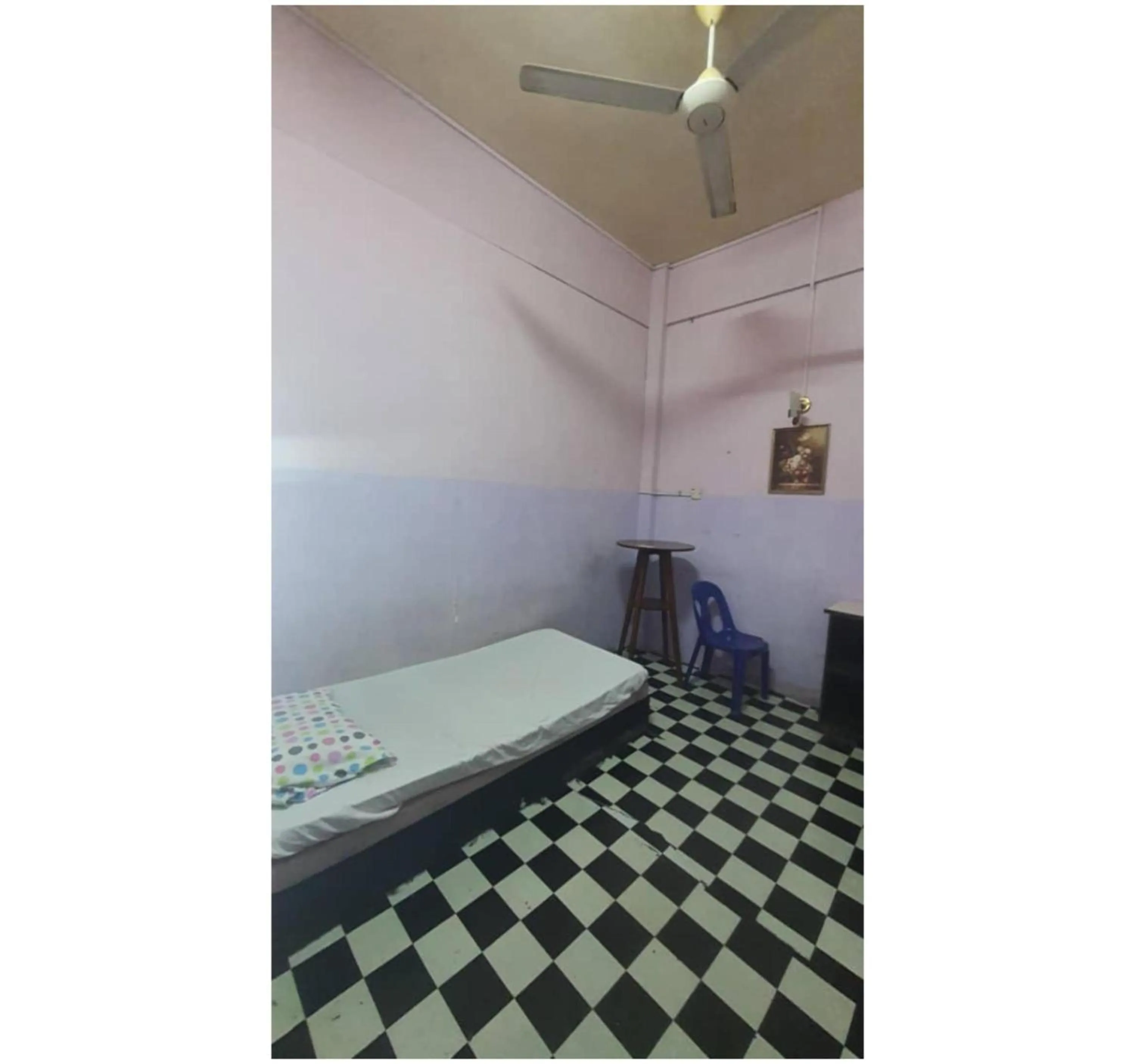 Bedroom, Bed in Hotel O Penginapan Almera