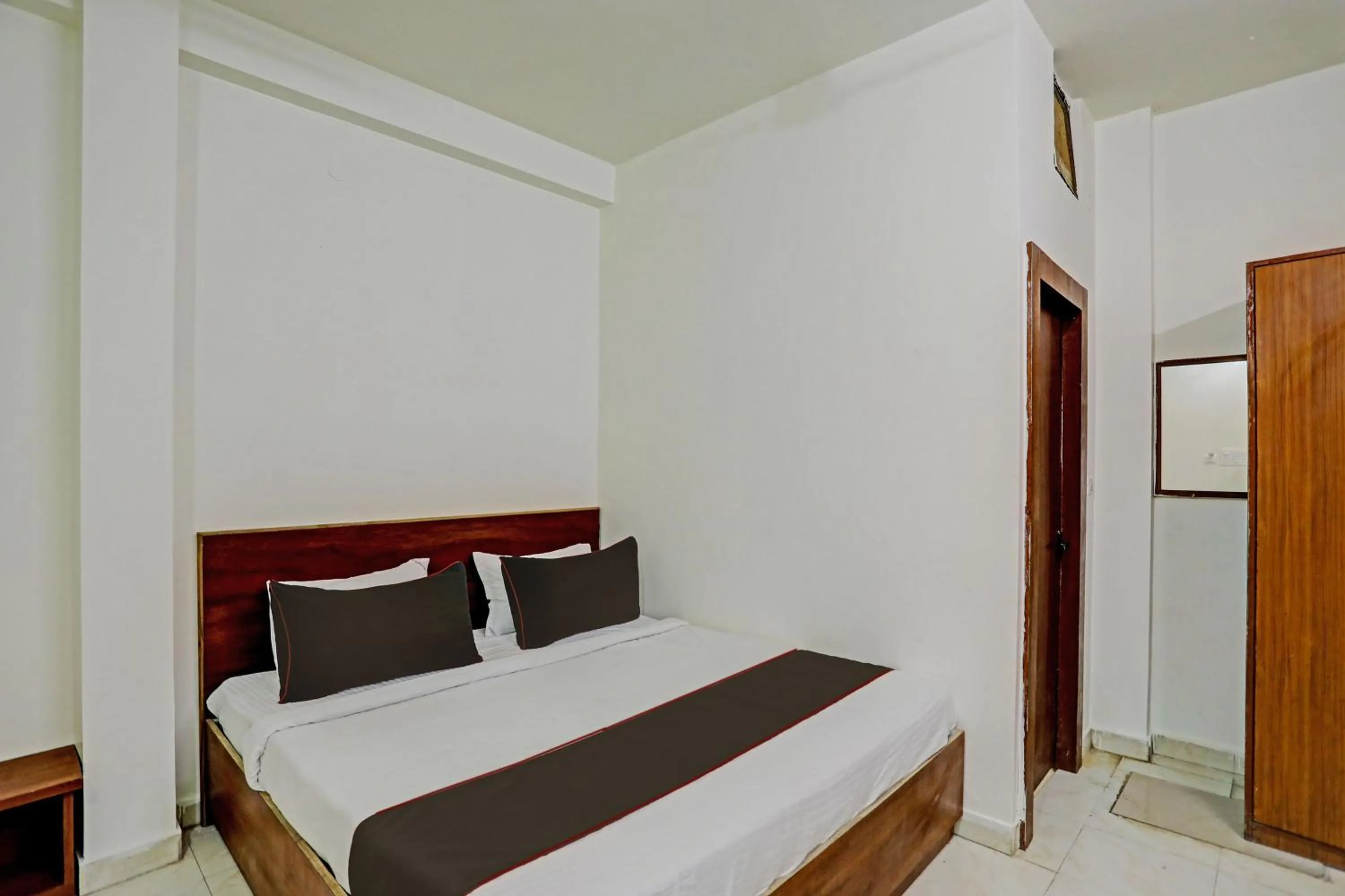 Bedroom, Bed in Hotel O Aditya Inn