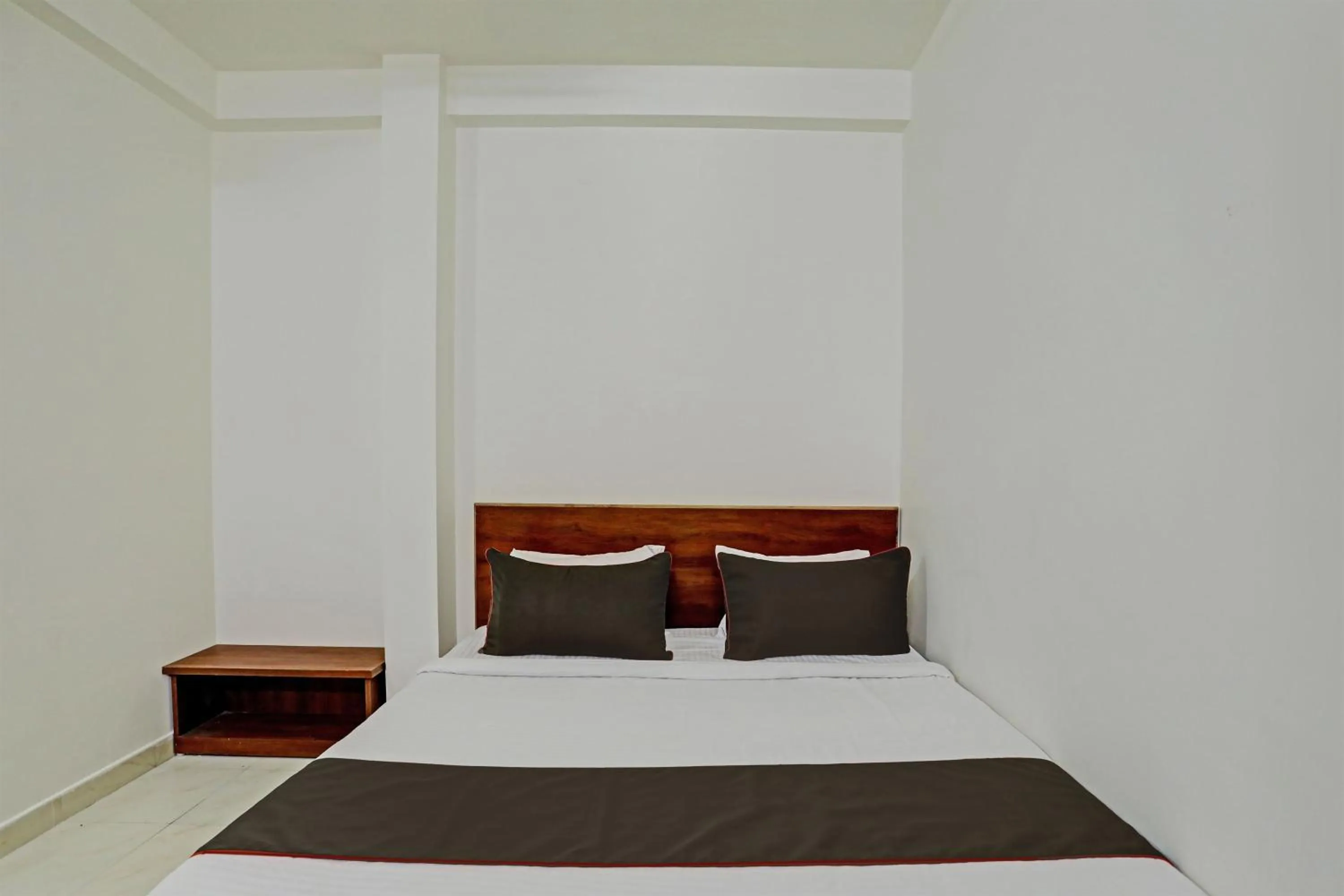 Bedroom, Bed in Hotel O Aditya Inn