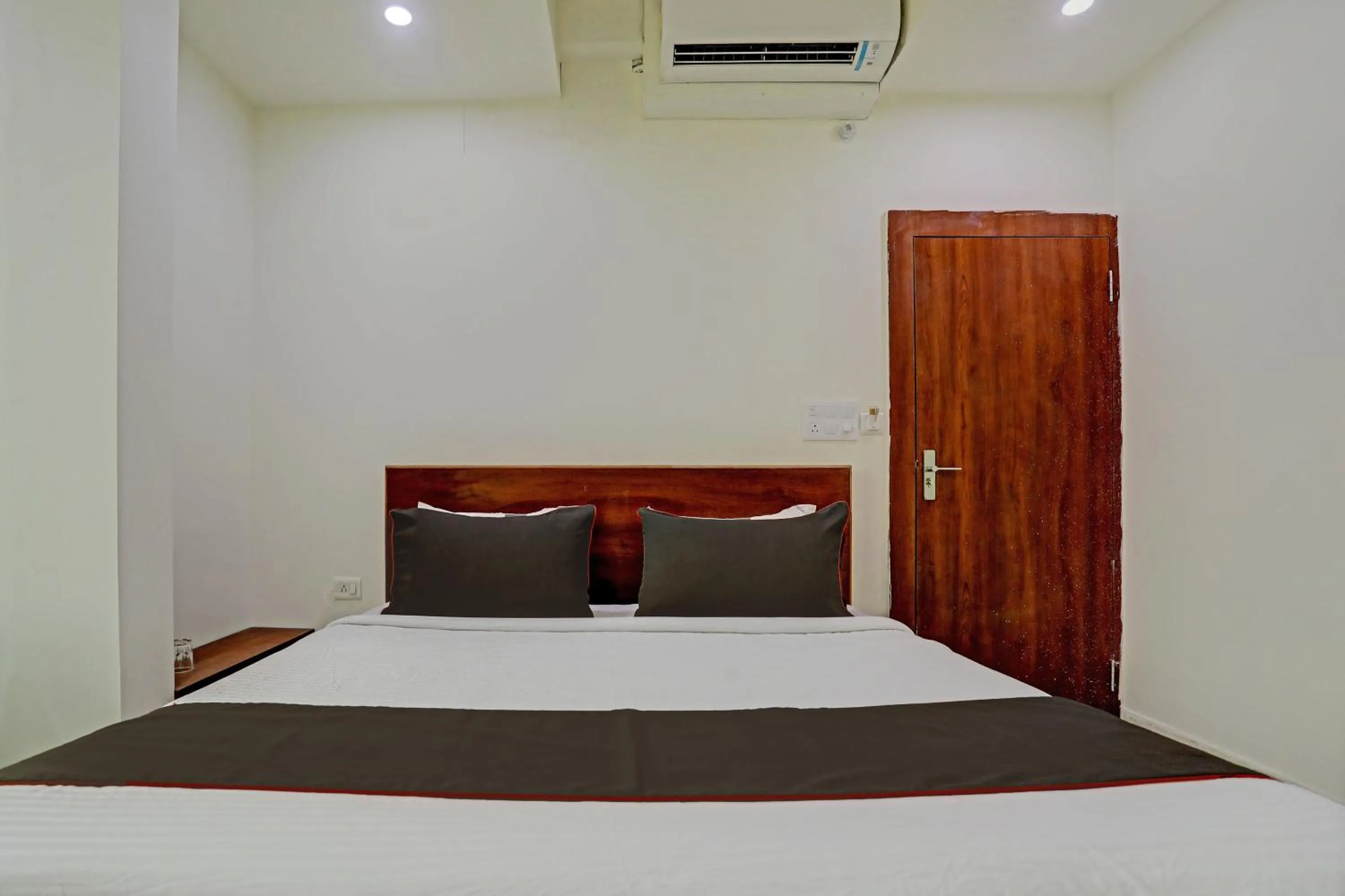 Bedroom, Bed in Hotel O Aditya Inn