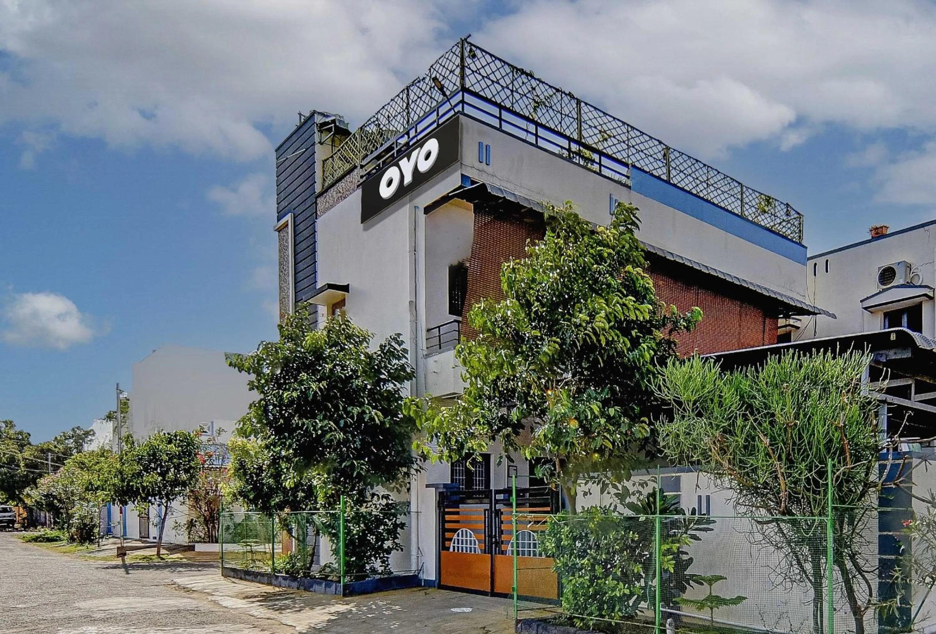 Facade/entrance in SMS Homes