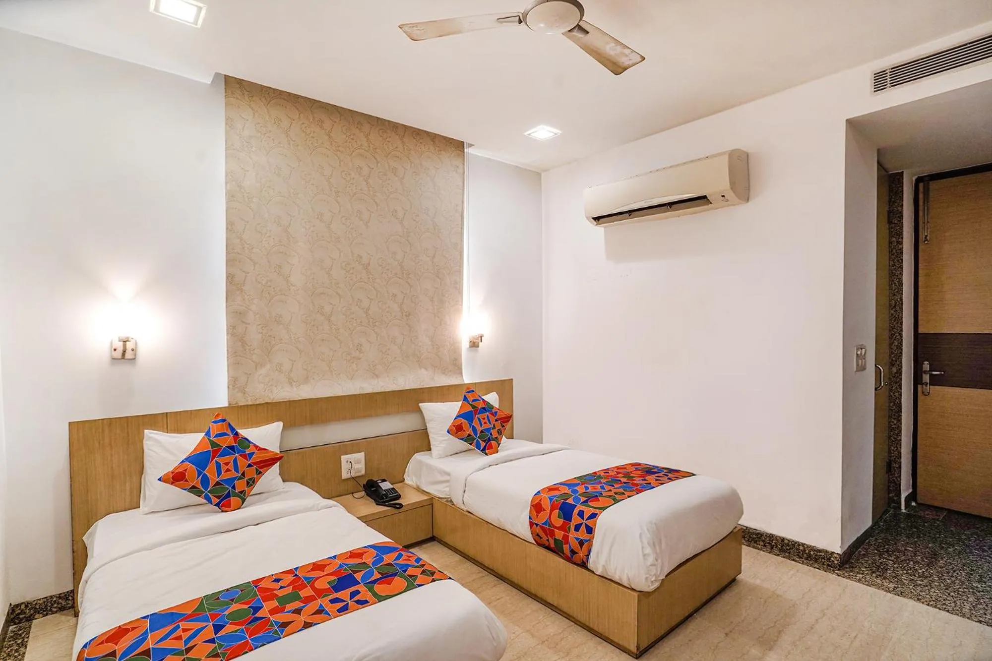 Living room, Bed in FabExpress Vasundhara Suits