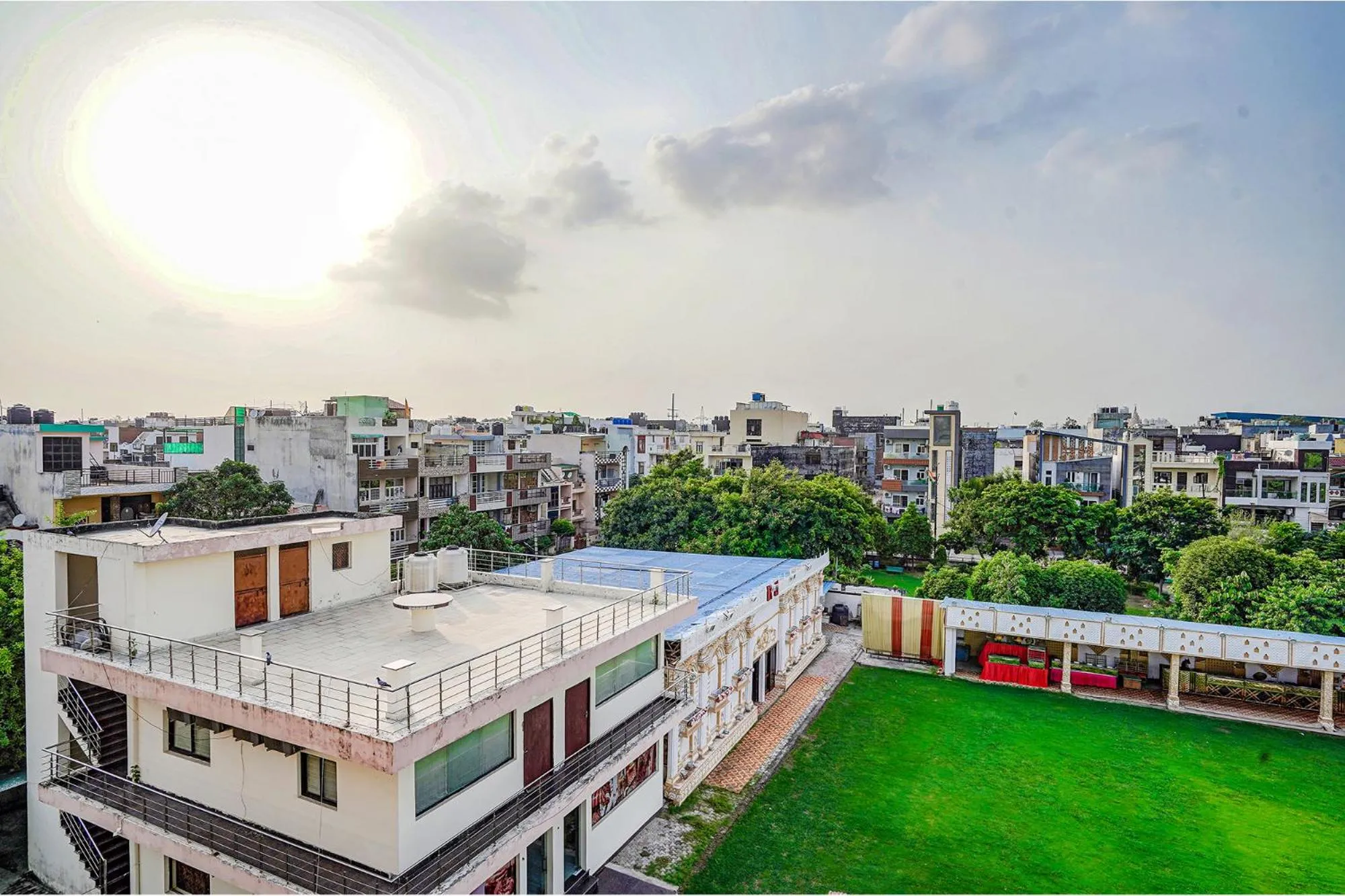 Property building, Pool View in FabExpress Vasundhara Suits