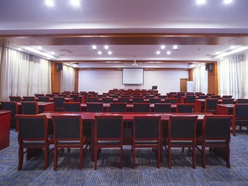 GreenTree Eastern Hotel Hebi Jun County Passenger Station