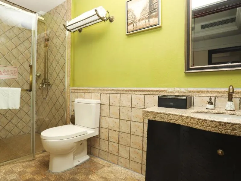 GreenTree Eastern Hotel Yueqing Shifu Chenmu Square