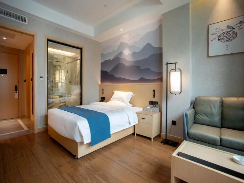 Bed in GreenTree Eastern Hotel Henan Anyang Hua County Wuzhou New Times Square