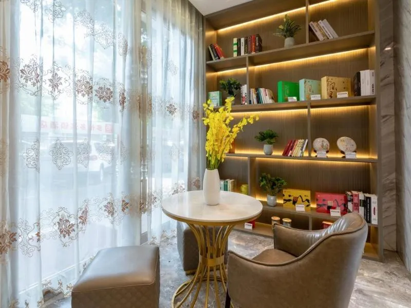 GreenTree Eastern Hotel Shenzhen Futian Civic Center Jingtan Subway Station