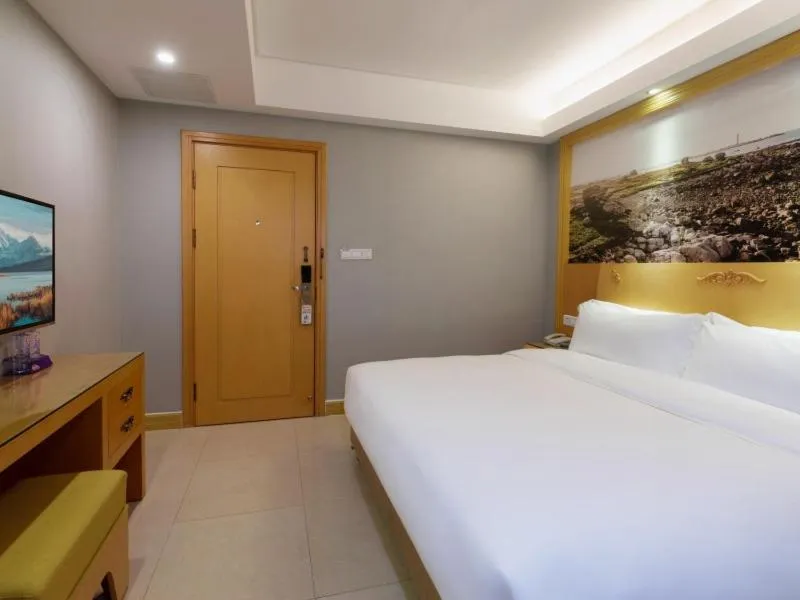 Bed in GreenTree Eastern Hotel Shenzhen Futian Civic Center Jingtan Subway Station