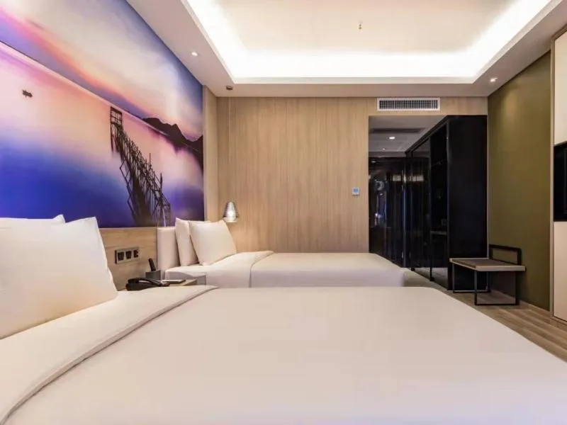 GreenTree Eastern Hotel Shenzhen Pinghu Hua'nan City Hehua Subway Station