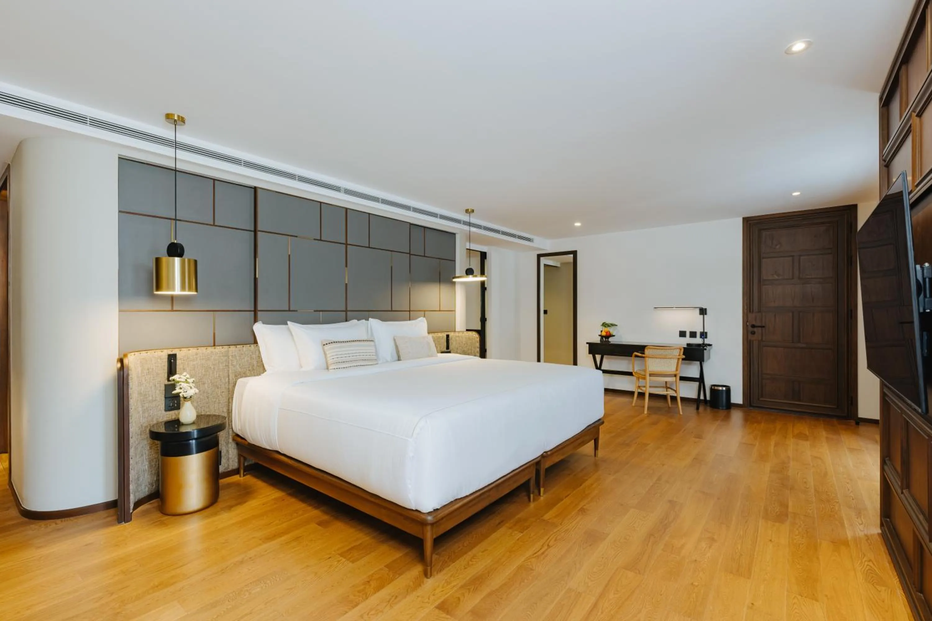 Photo of the whole room, Bed in Hotel Sensai Nimman Chiang Mai - Adults Only