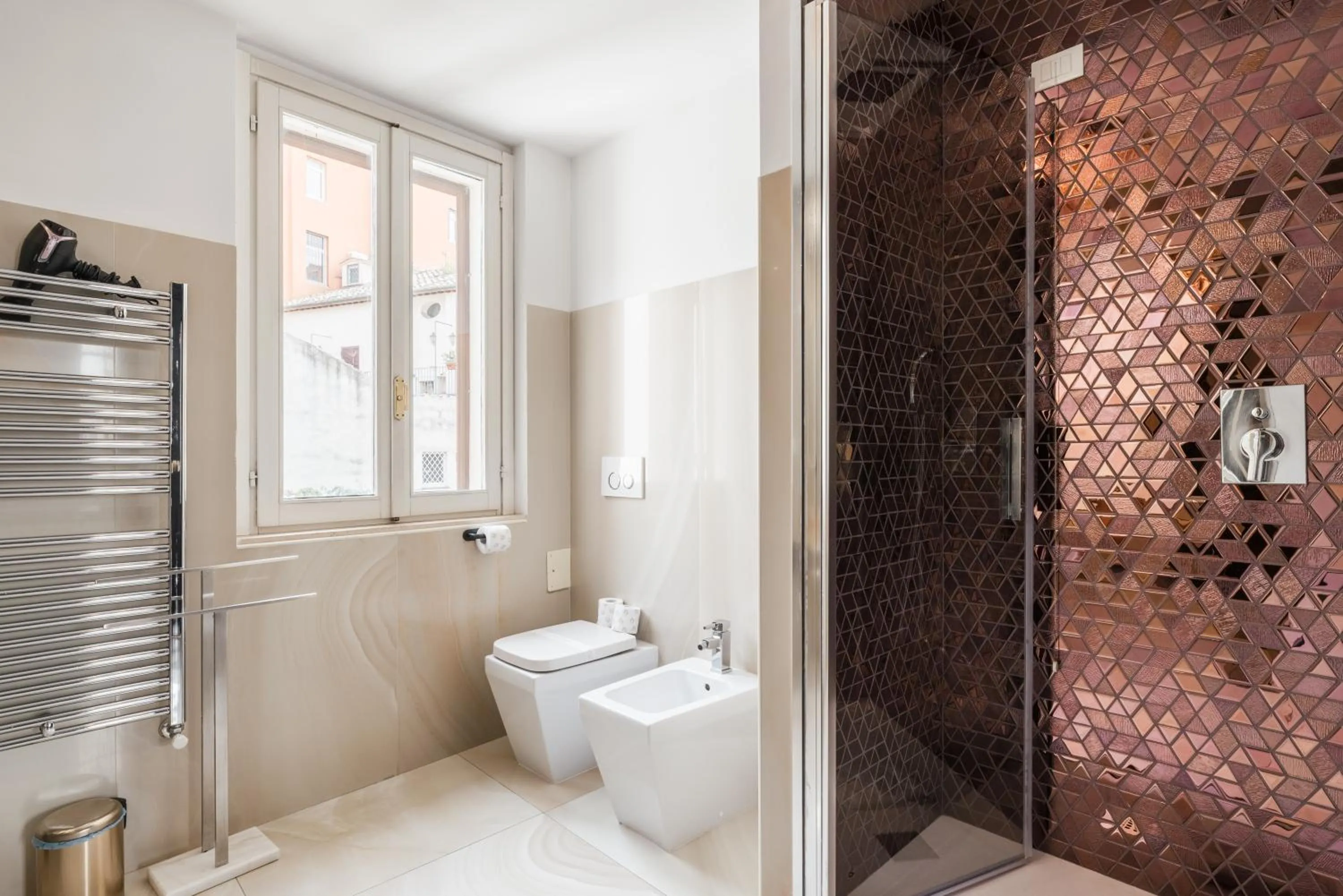 Shower in Penthouse Suite Rome - Private Suites