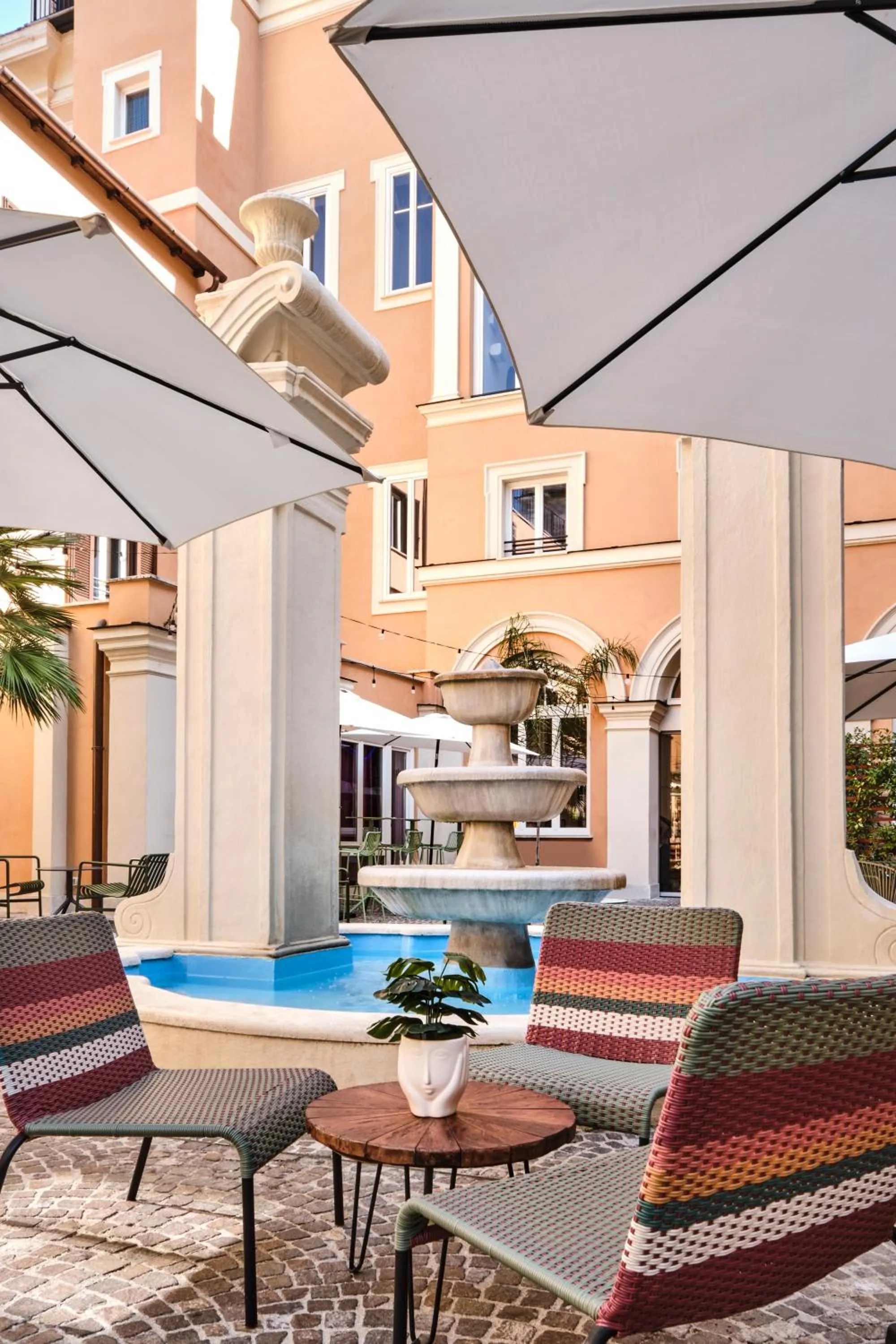 Area and facilities in JO&JOE ROMA