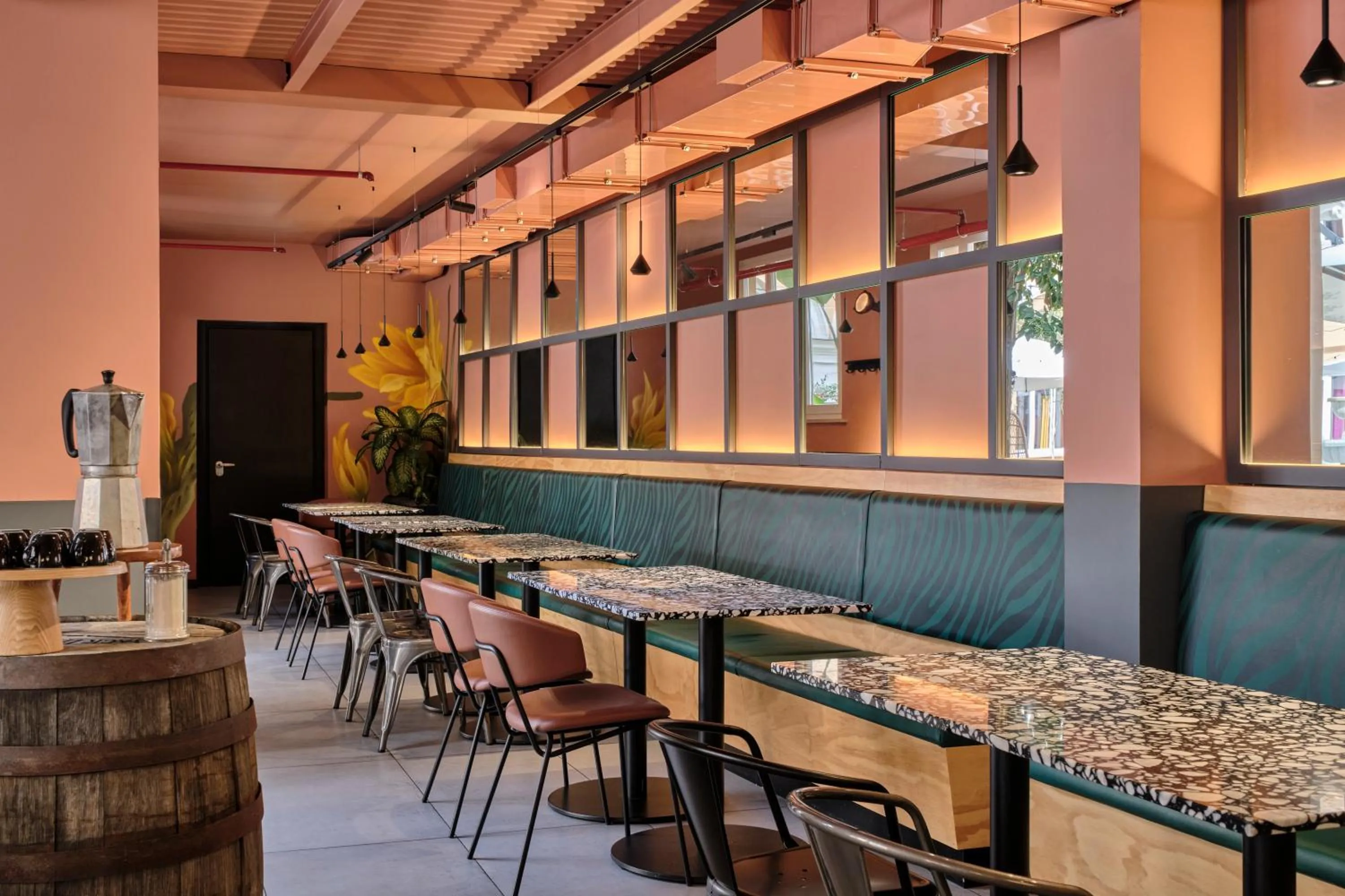 Restaurant/places to eat in JO&JOE ROMA