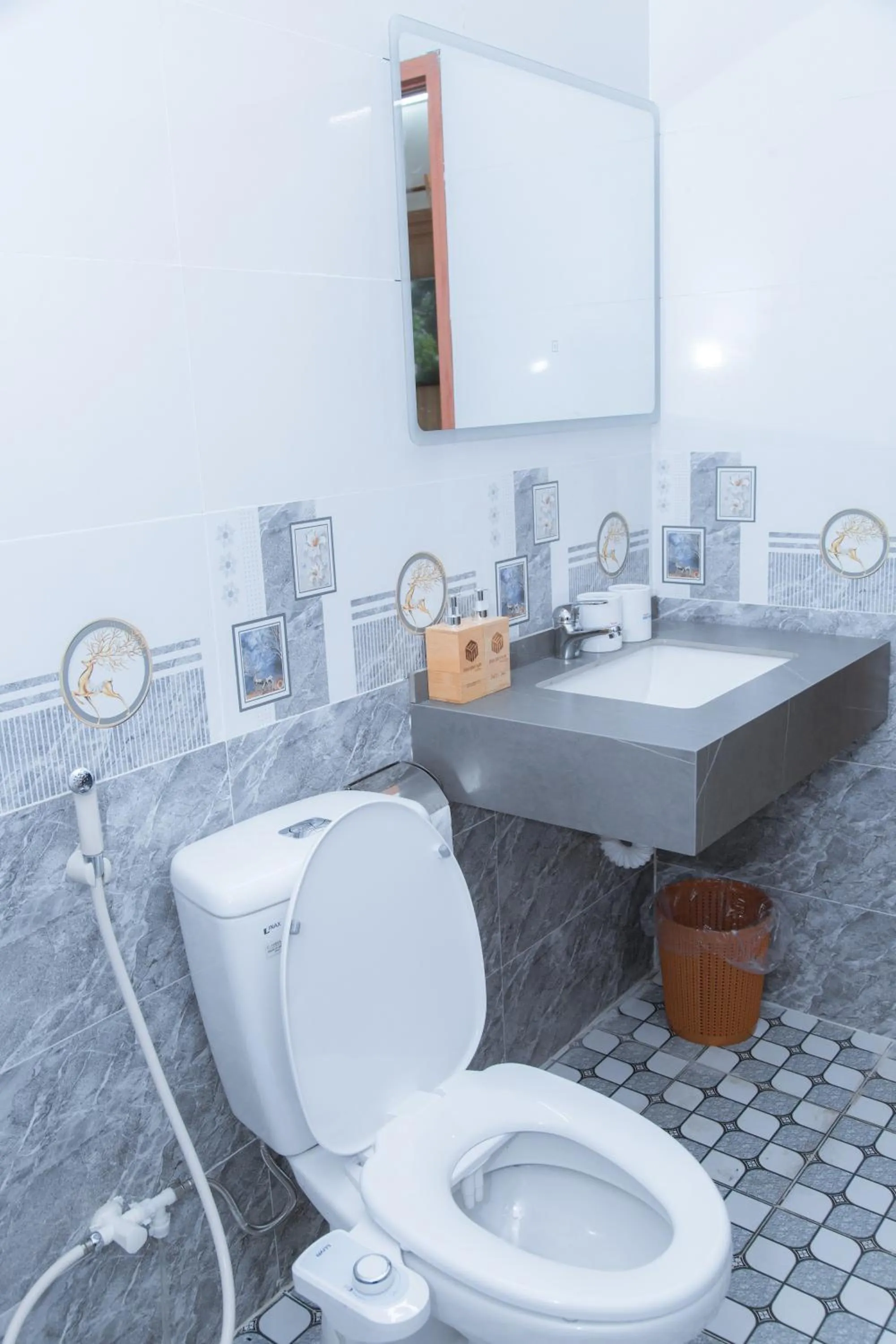 Bathroom in Minh Minh Nam 2 Hotel