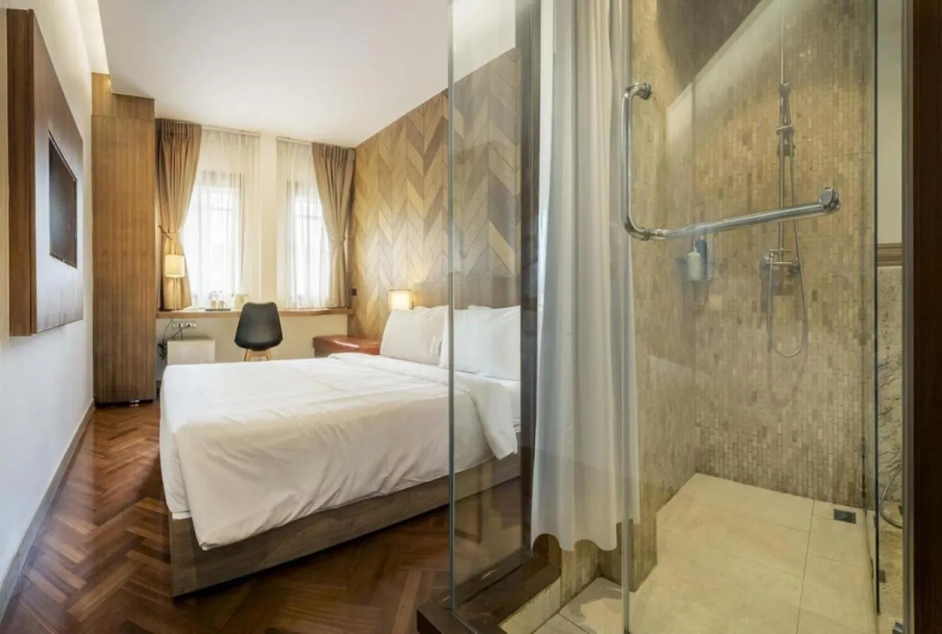 Photo of the whole room, Bed in The poshtel Bangkok By Benya