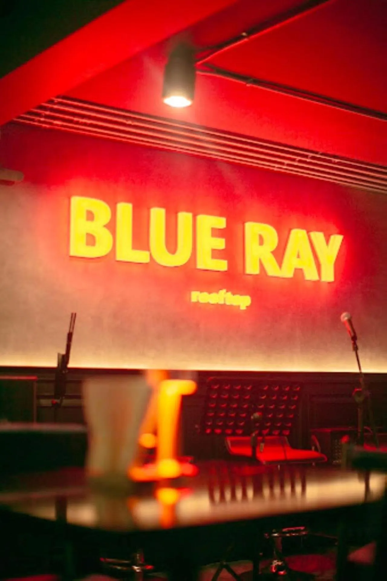 Lounge or bar in The poshtel Bangkok By Benya