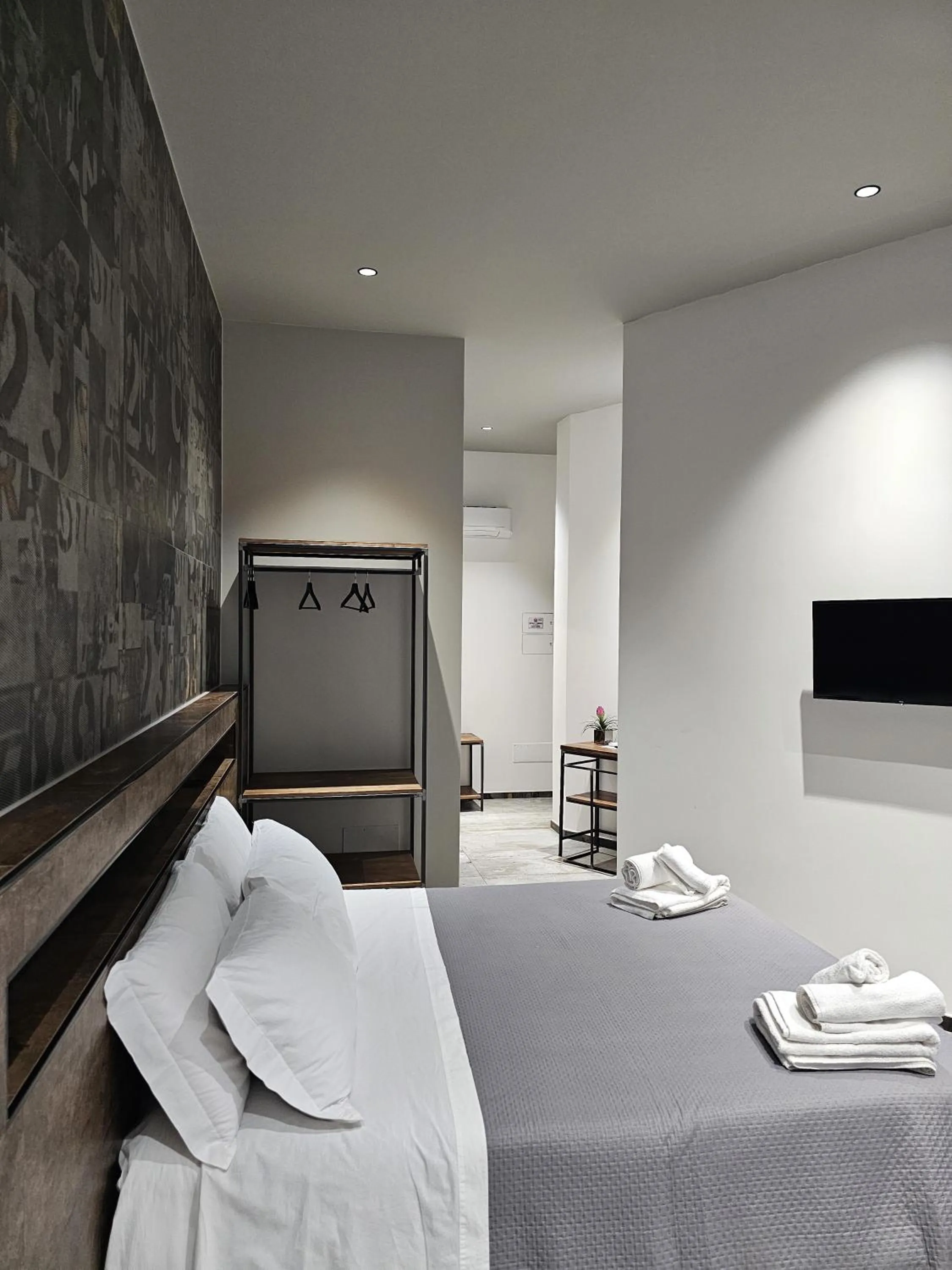 Bedroom, Bed in Binario1 Rooms