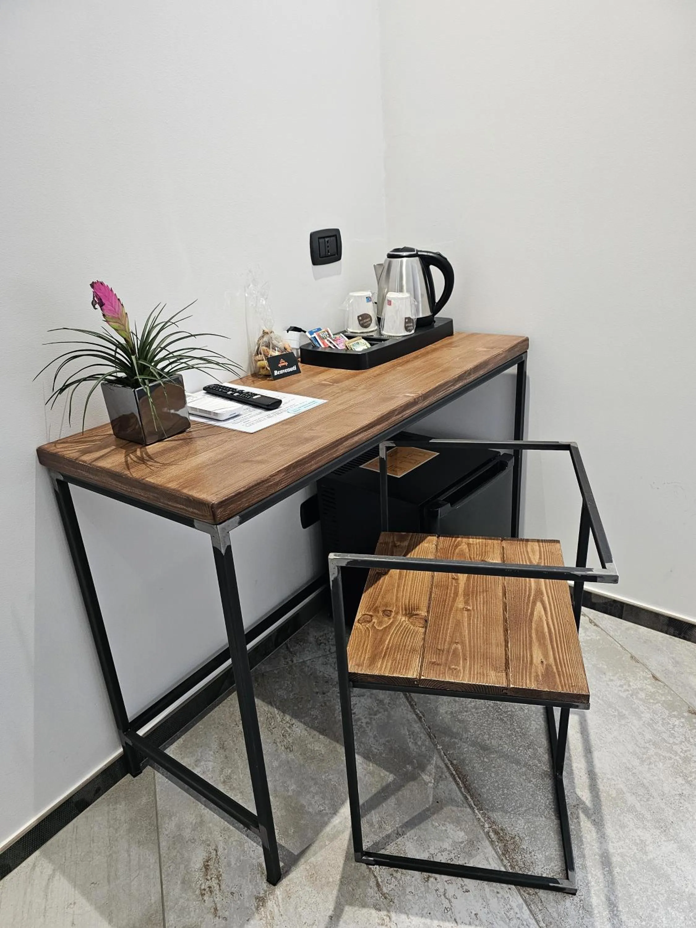 Coffee/tea facilities in Binario1 Rooms