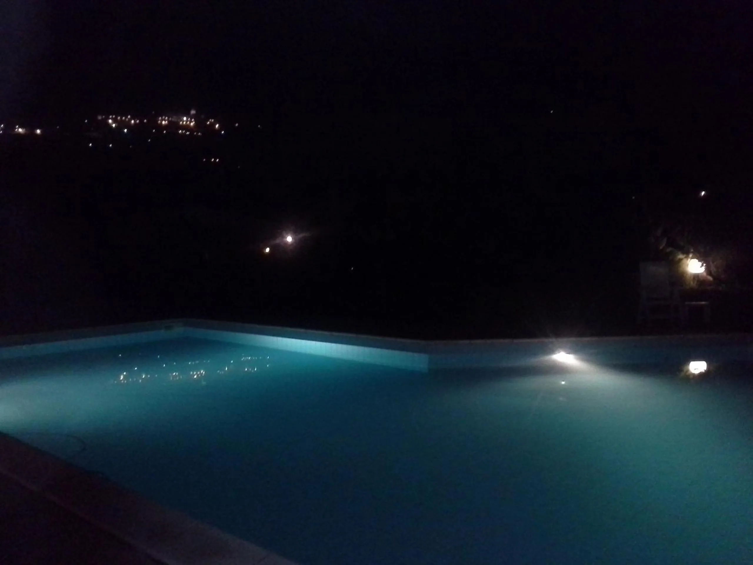 Swimming pool in Casa Campanella Resort