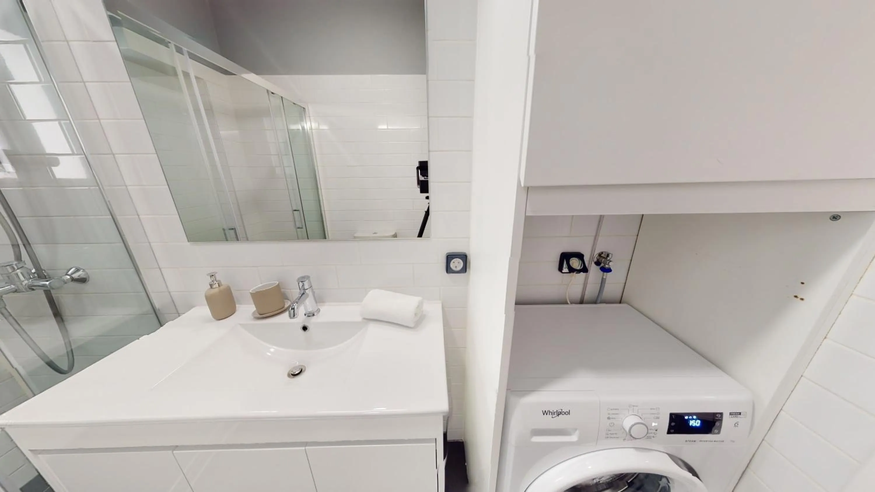 Shower in OneZeroTwo by Zoia Living