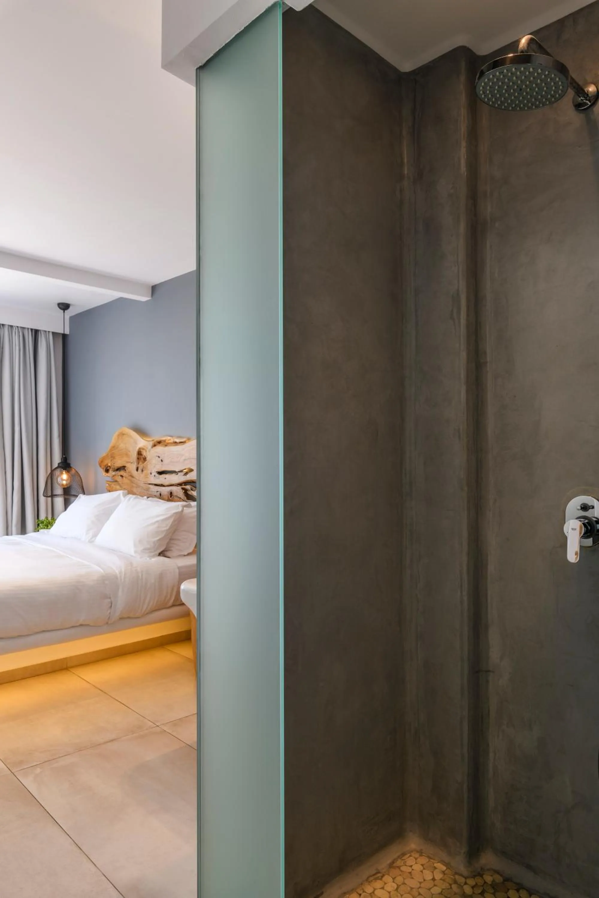 Bathroom, Bed in Casa Anna Suites