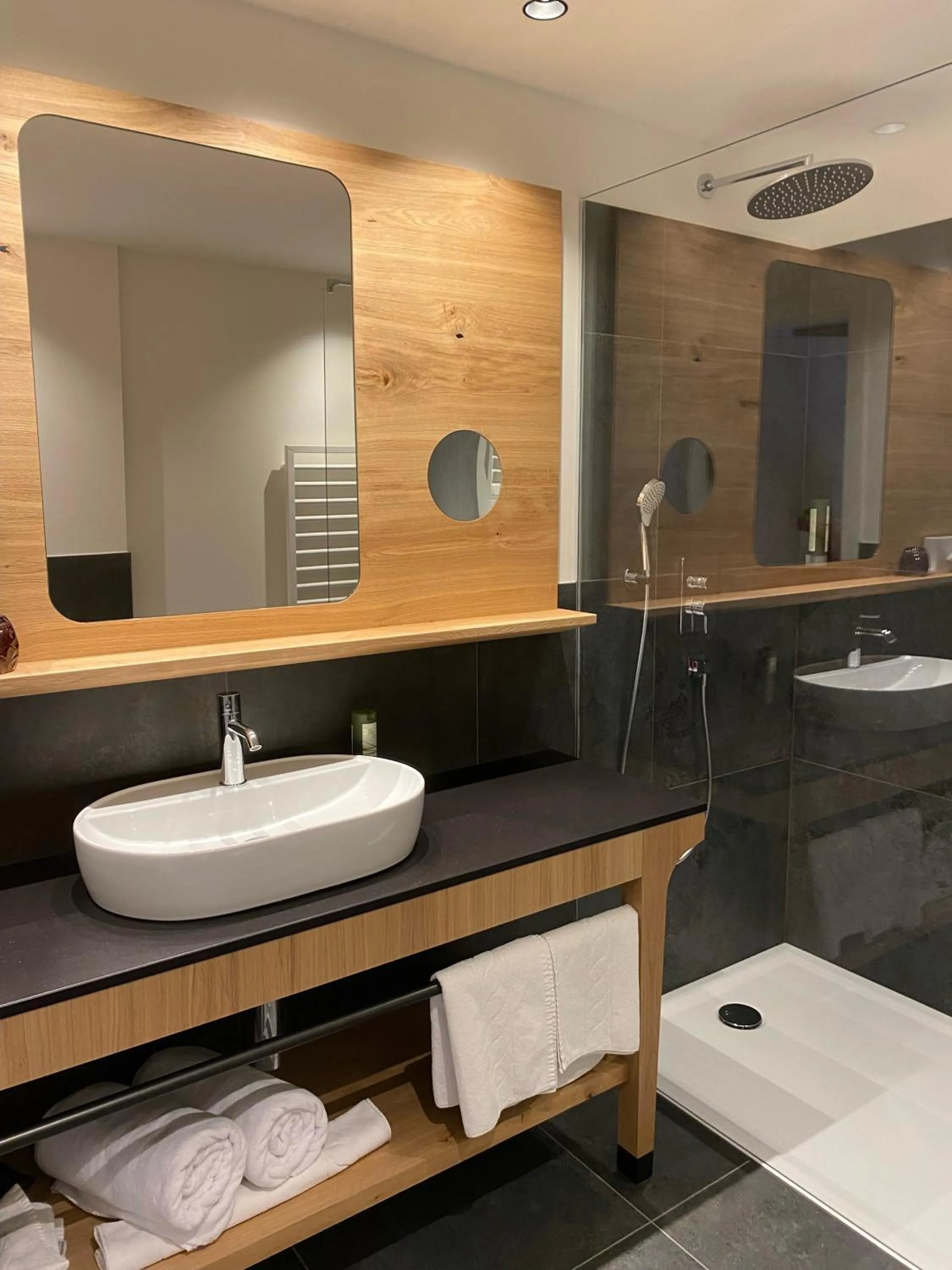 Bathroom in Hotel Mühlenerhof