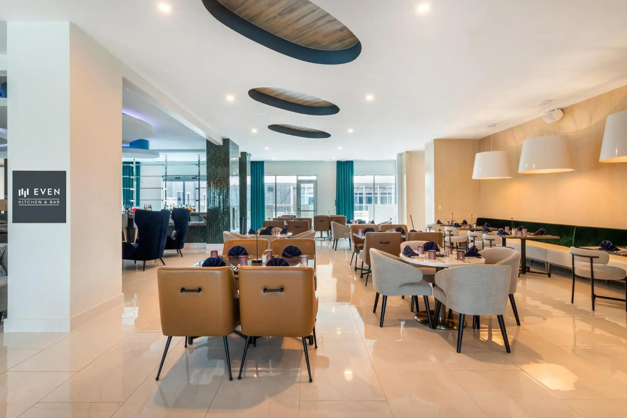 Restaurant/places to eat in EVEN Hotel Waco - University Area by IHG