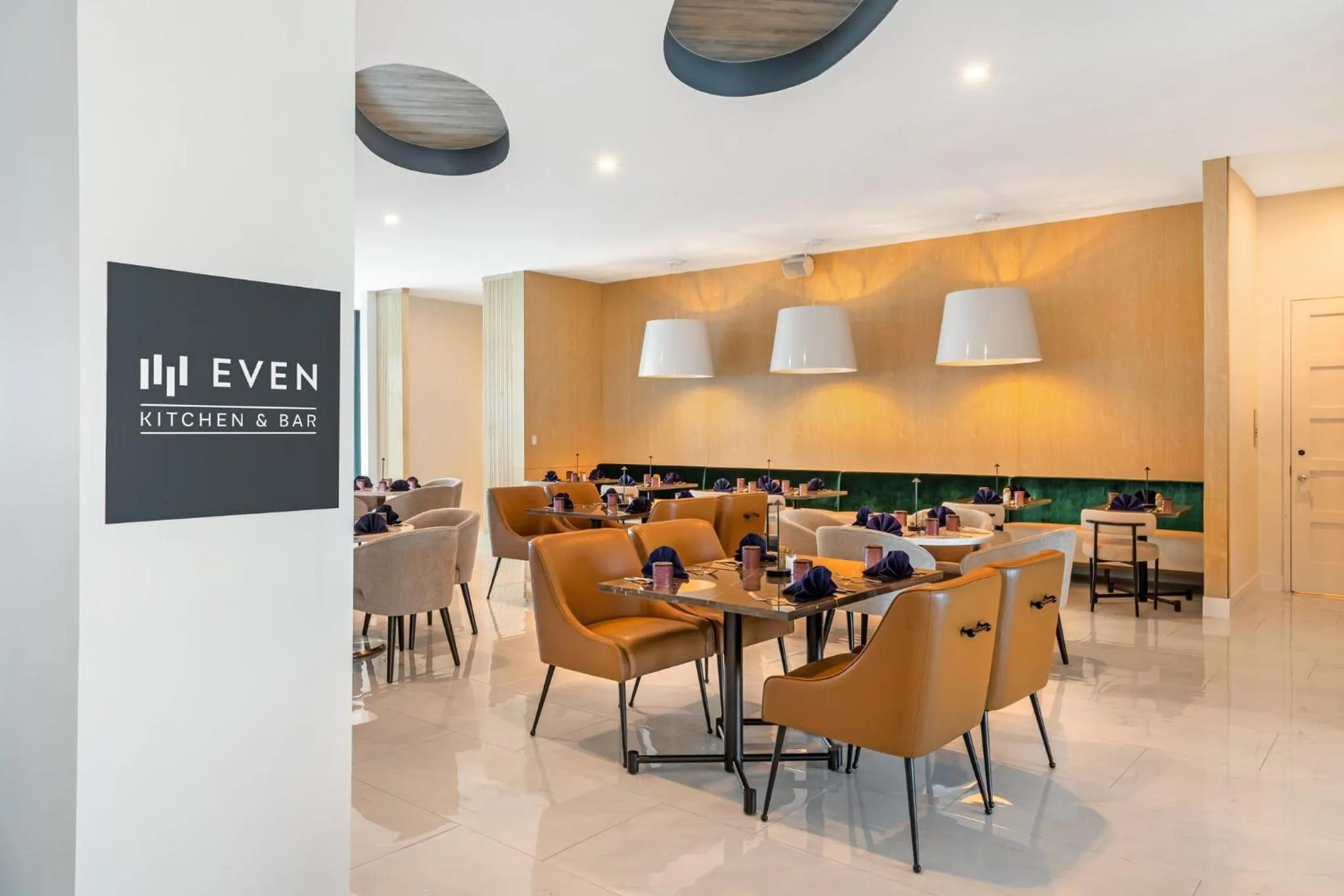 Restaurant/places to eat in EVEN Hotel Waco - University Area by IHG