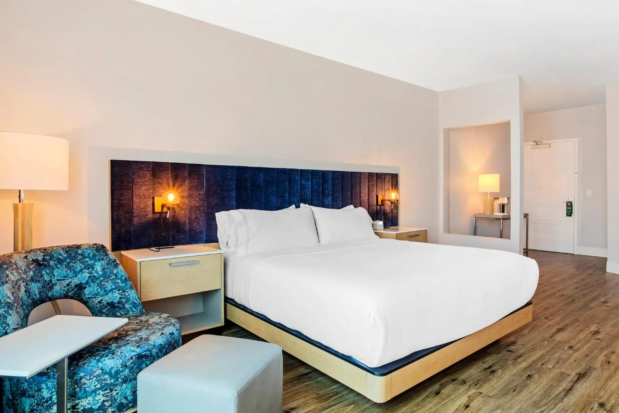 Photo of the whole room, Bed in EVEN Hotel Waco - University Area by IHG