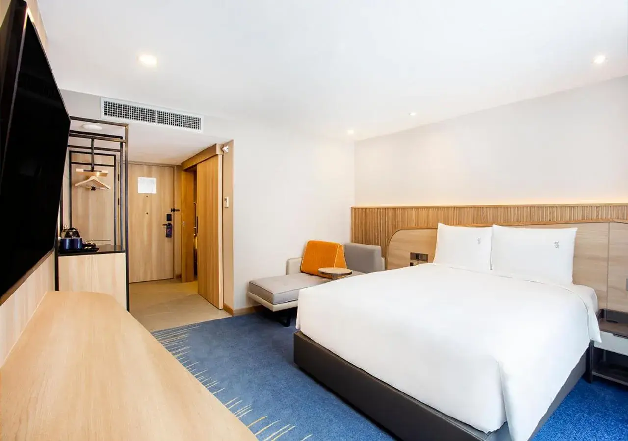 Standard Queen Room - Accessible with Free Breakfast in Holiday Inn Express & Suites Bangkok Central Pier by IHG Standard Queen Room - Accessible with Free Breakfast in Holiday Inn Express & Suites Bangkok Central Pier by IHG