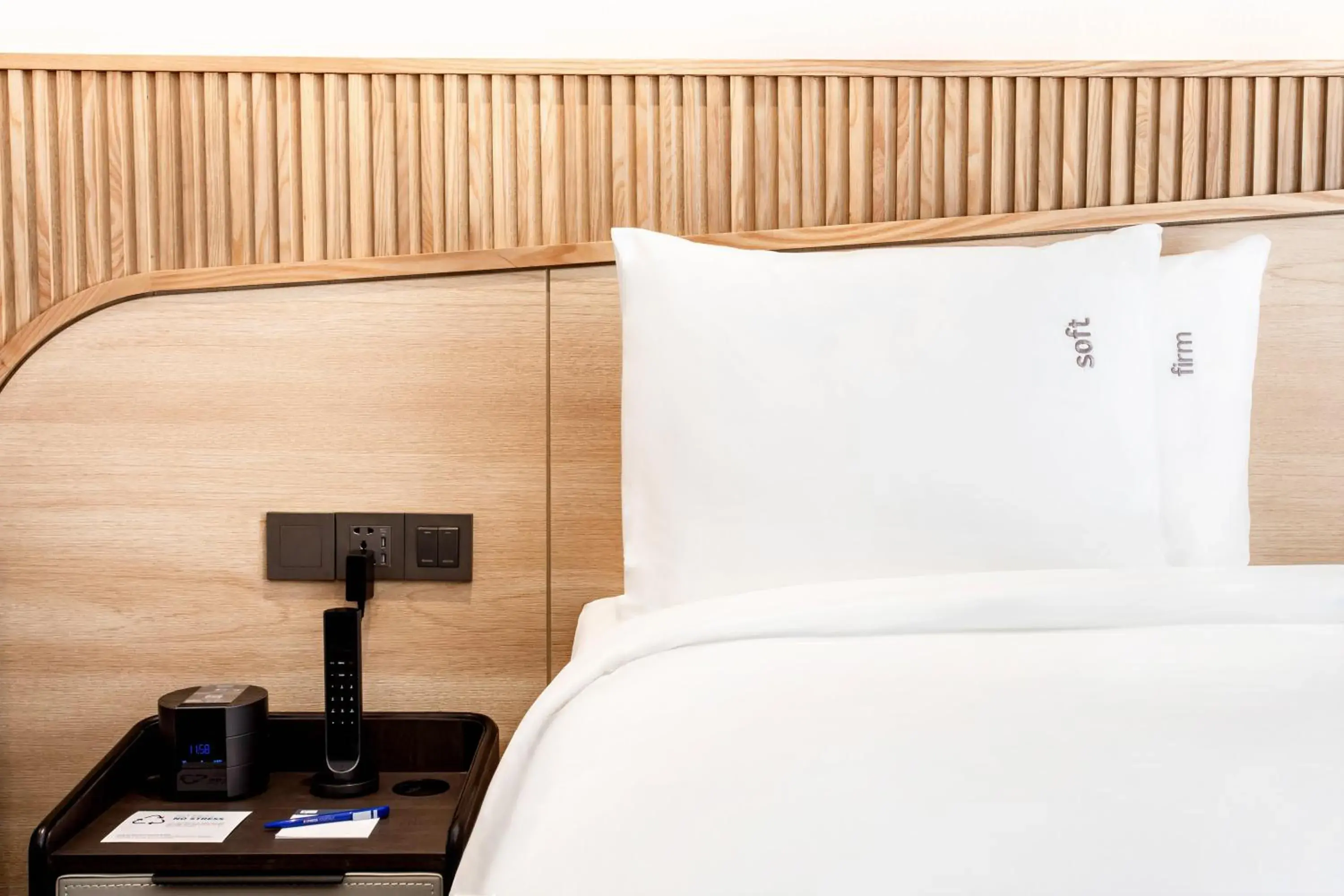 Standard Queen Room - Free Breakfast in Holiday Inn Express & Suites Bangkok Central Pier by IHG Standard Queen Room - Free Breakfast in Holiday Inn Express & Suites Bangkok Central Pier by IHG