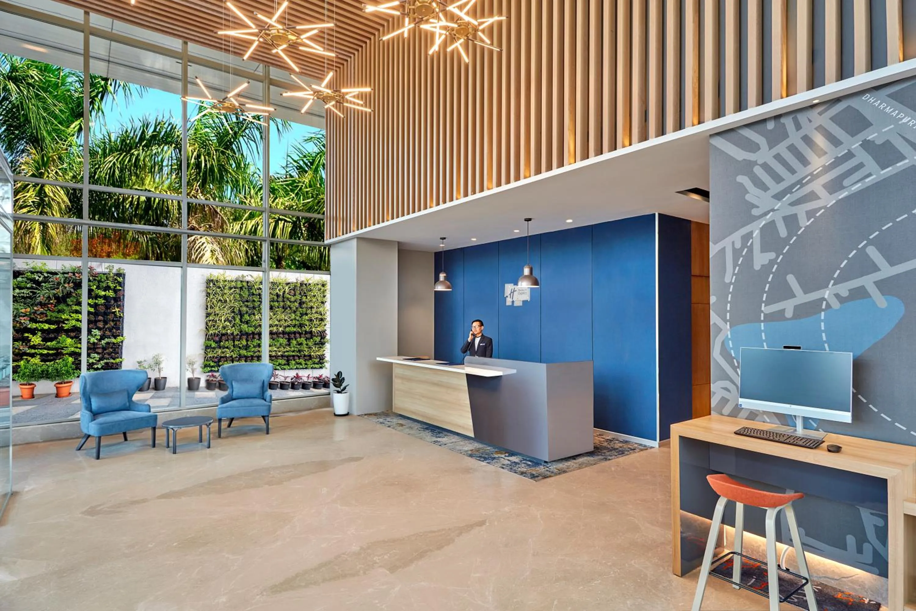 Lobby or reception in Holiday Inn Express Bengaluru Bommasandra by IHG