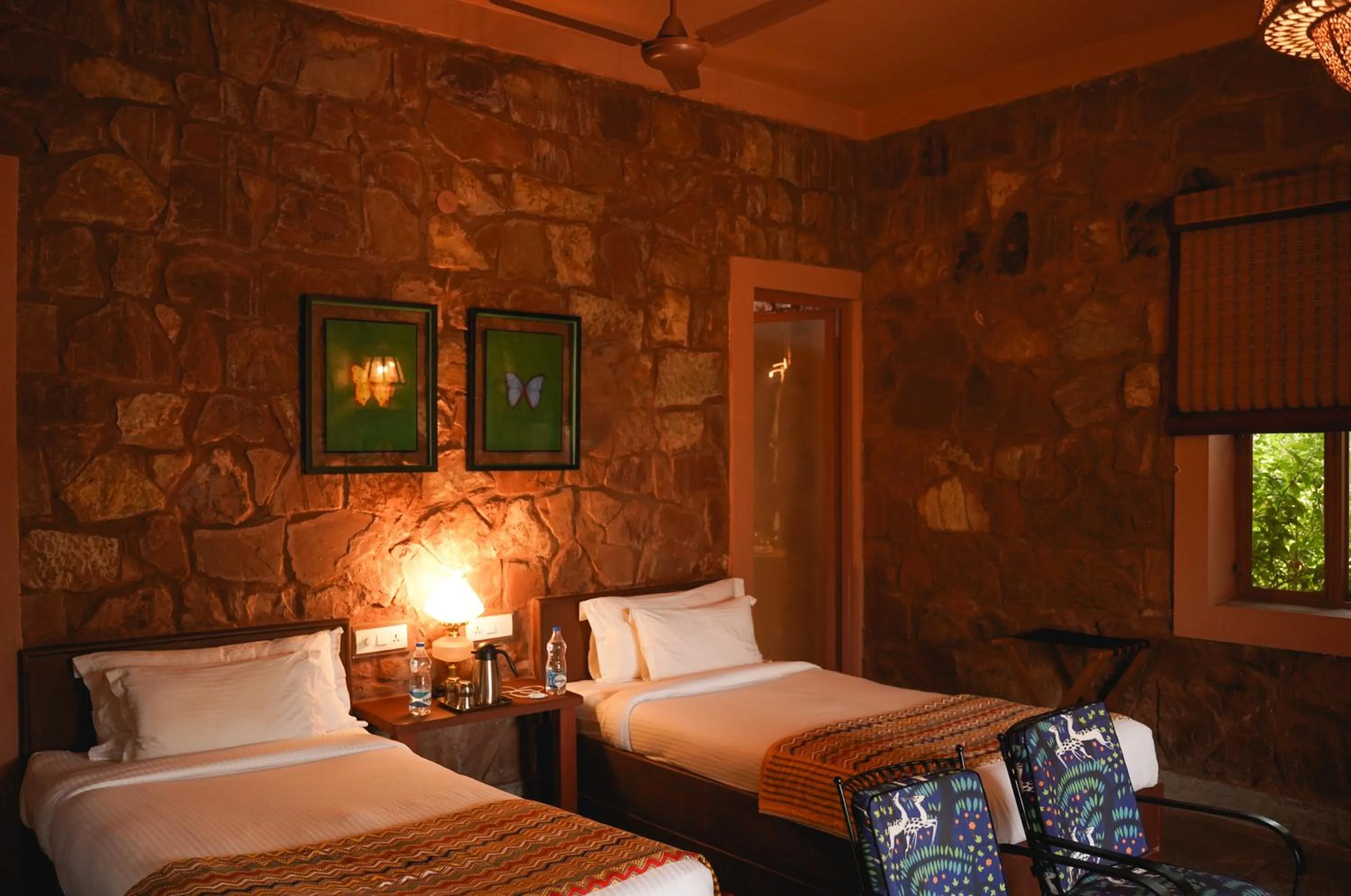 Bedroom, Bed in Narsingh Bagh