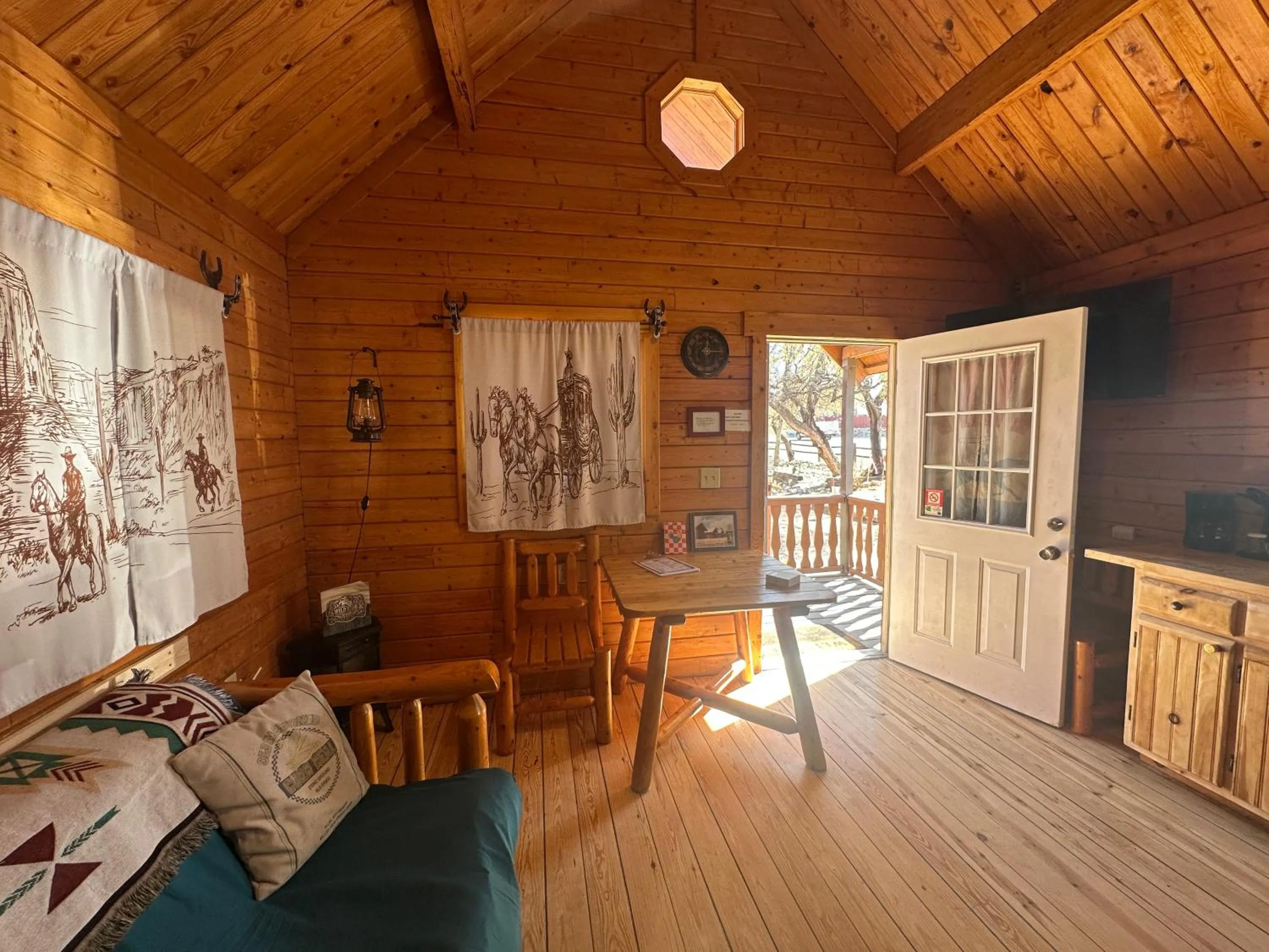 Katie's Cozy Cabins