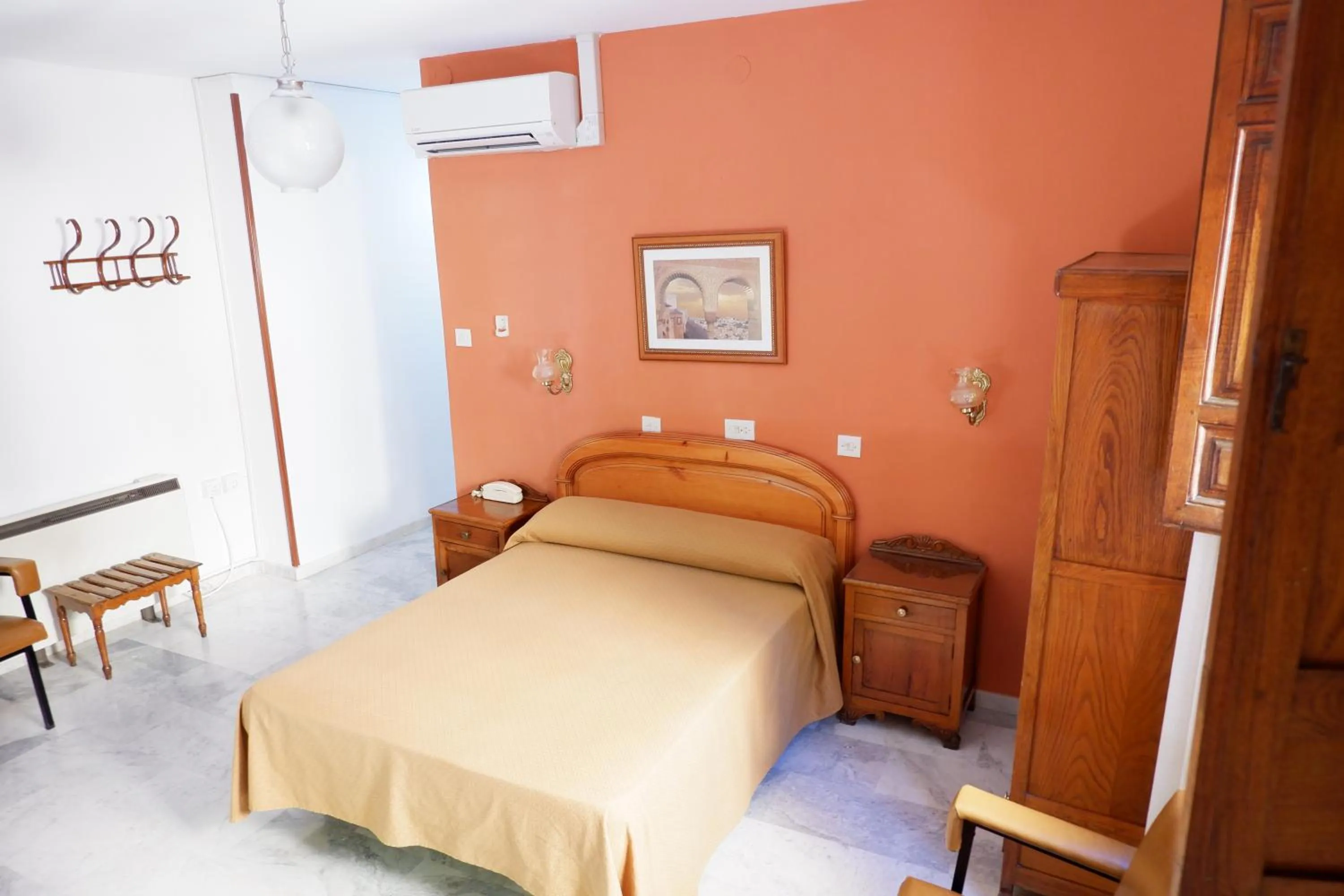 Bedroom in Hotel Central