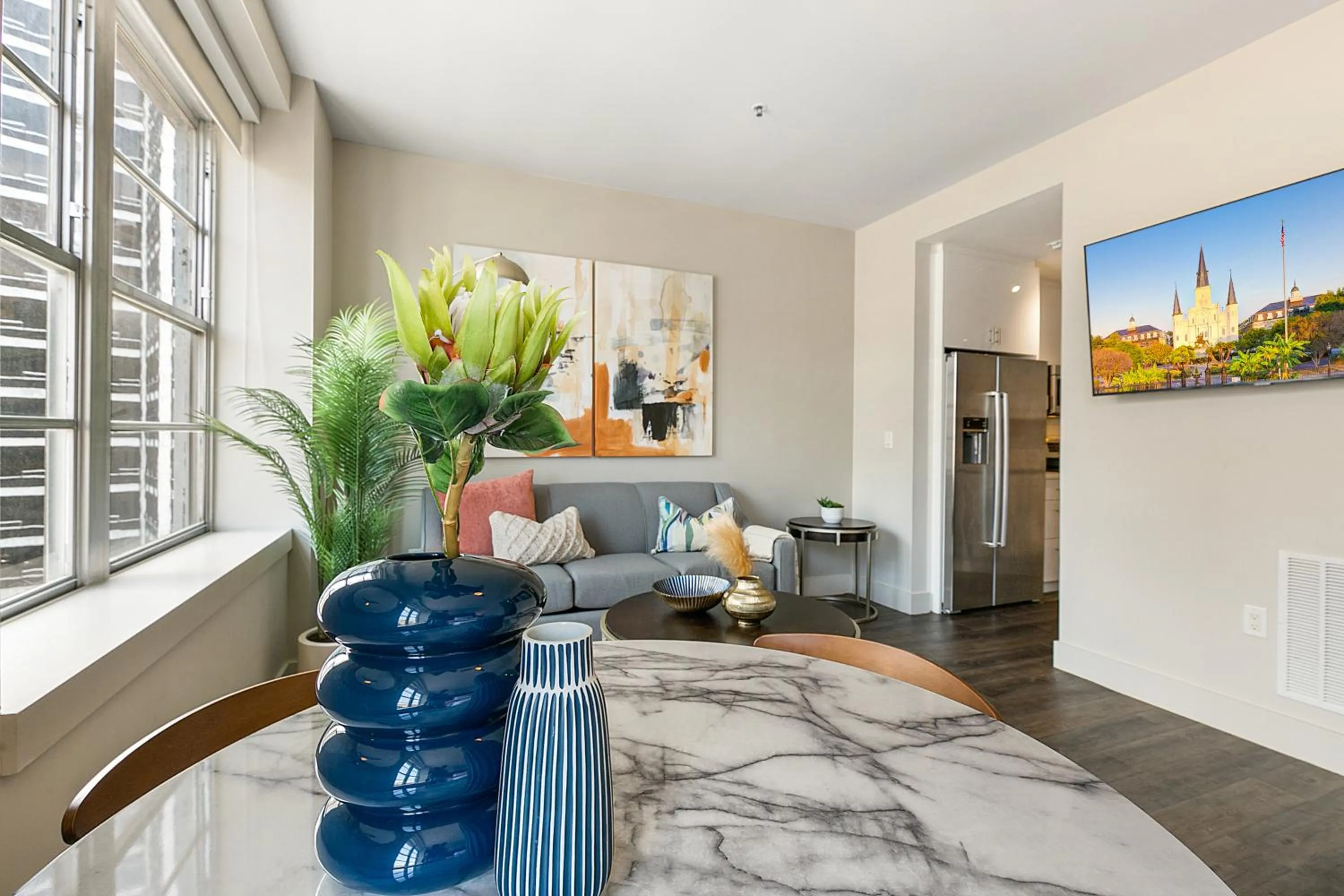 Living room in Charming Studio Near French Quarter