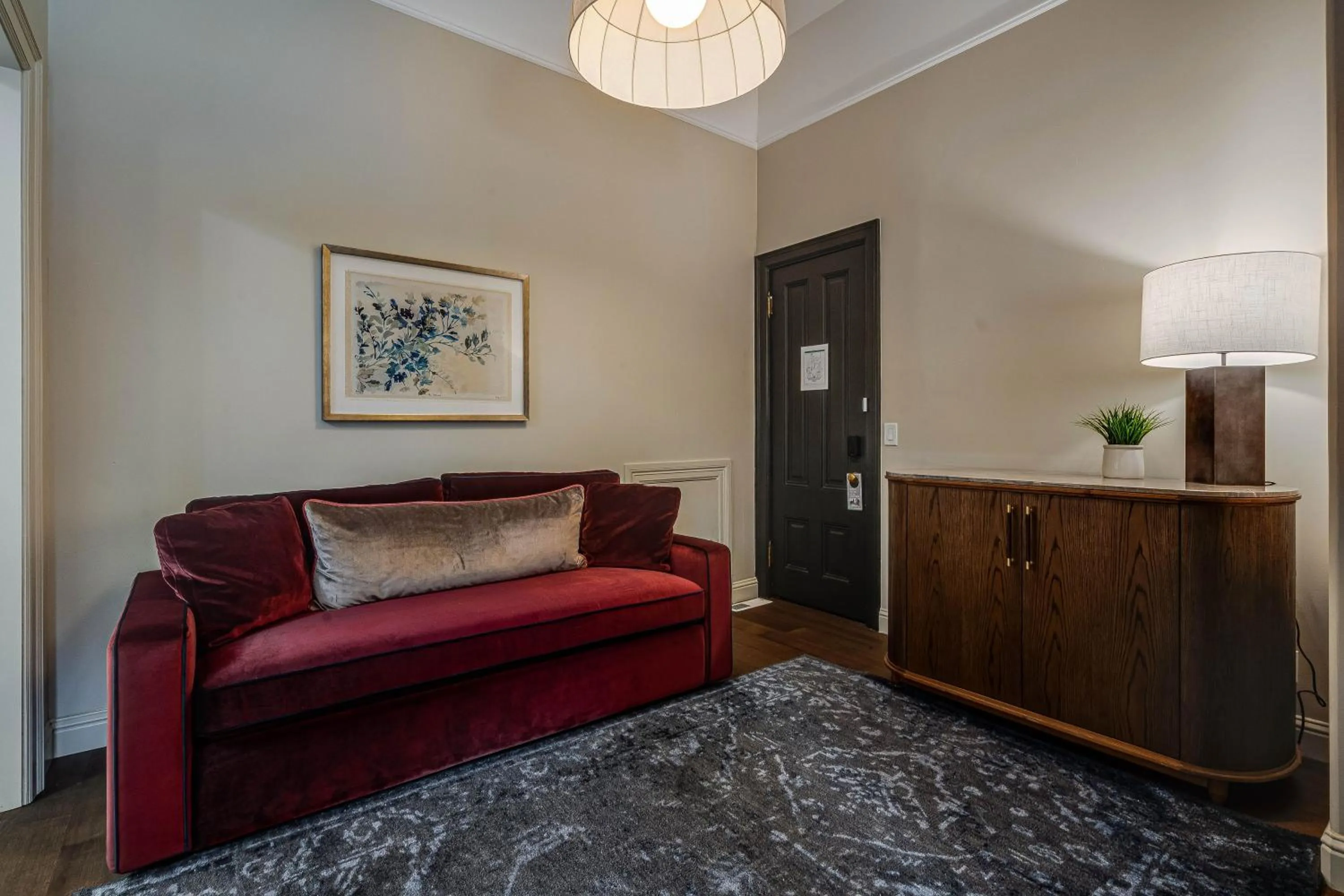 Bed in White House Napa