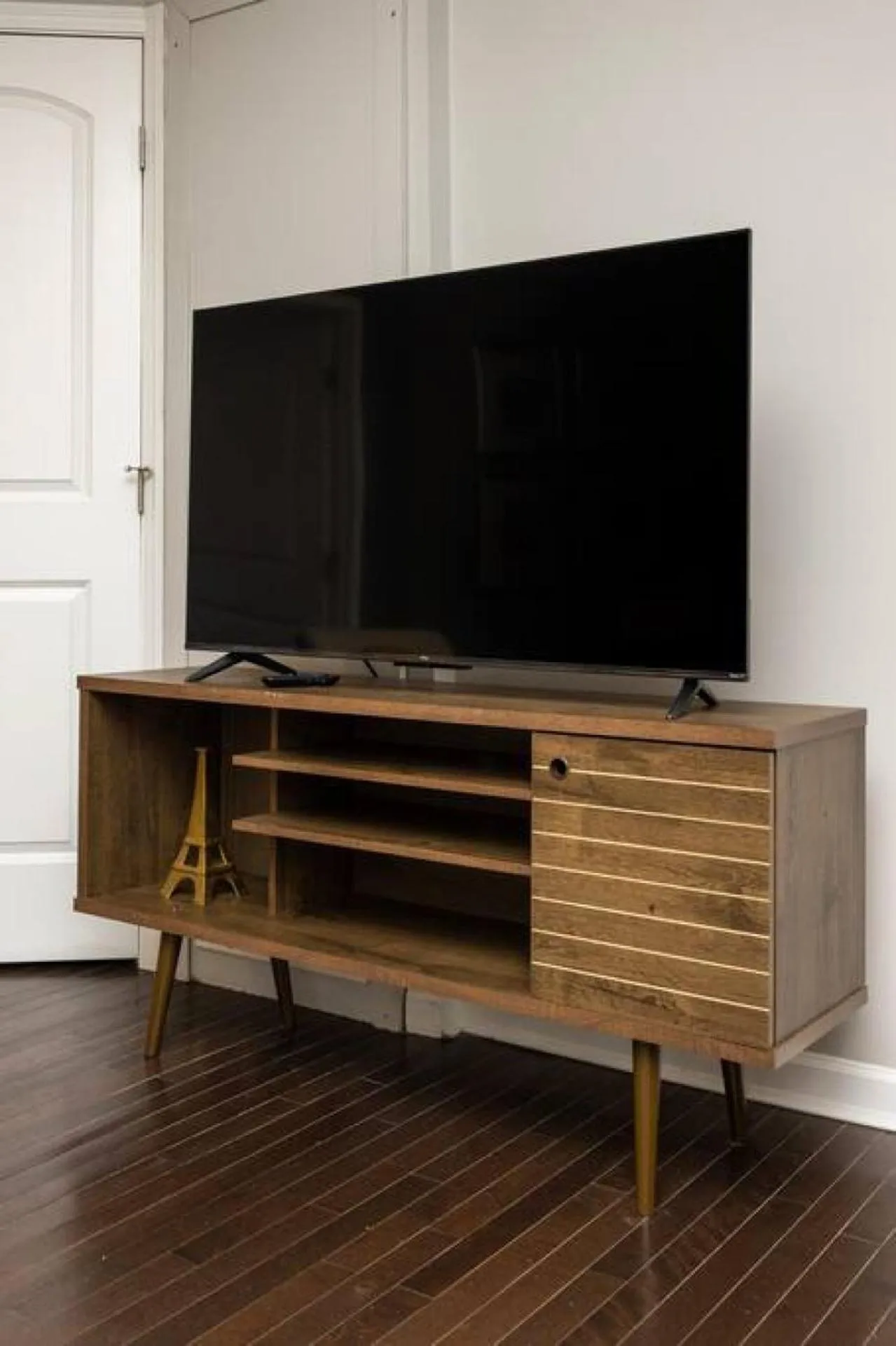 Two Comfy Condos Near City Center OTR UC Zoo