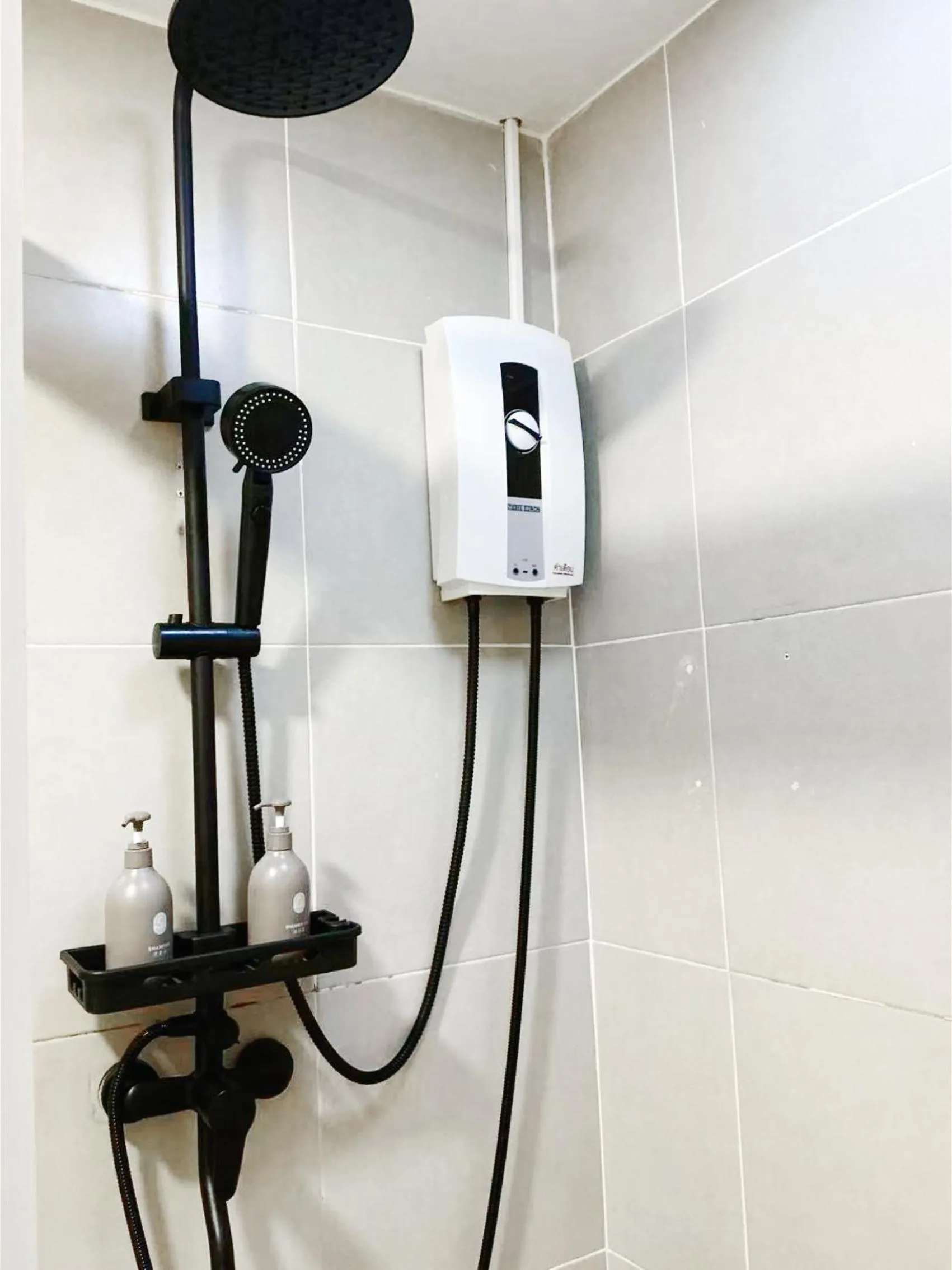 Shower in Key酒店@古城中心店