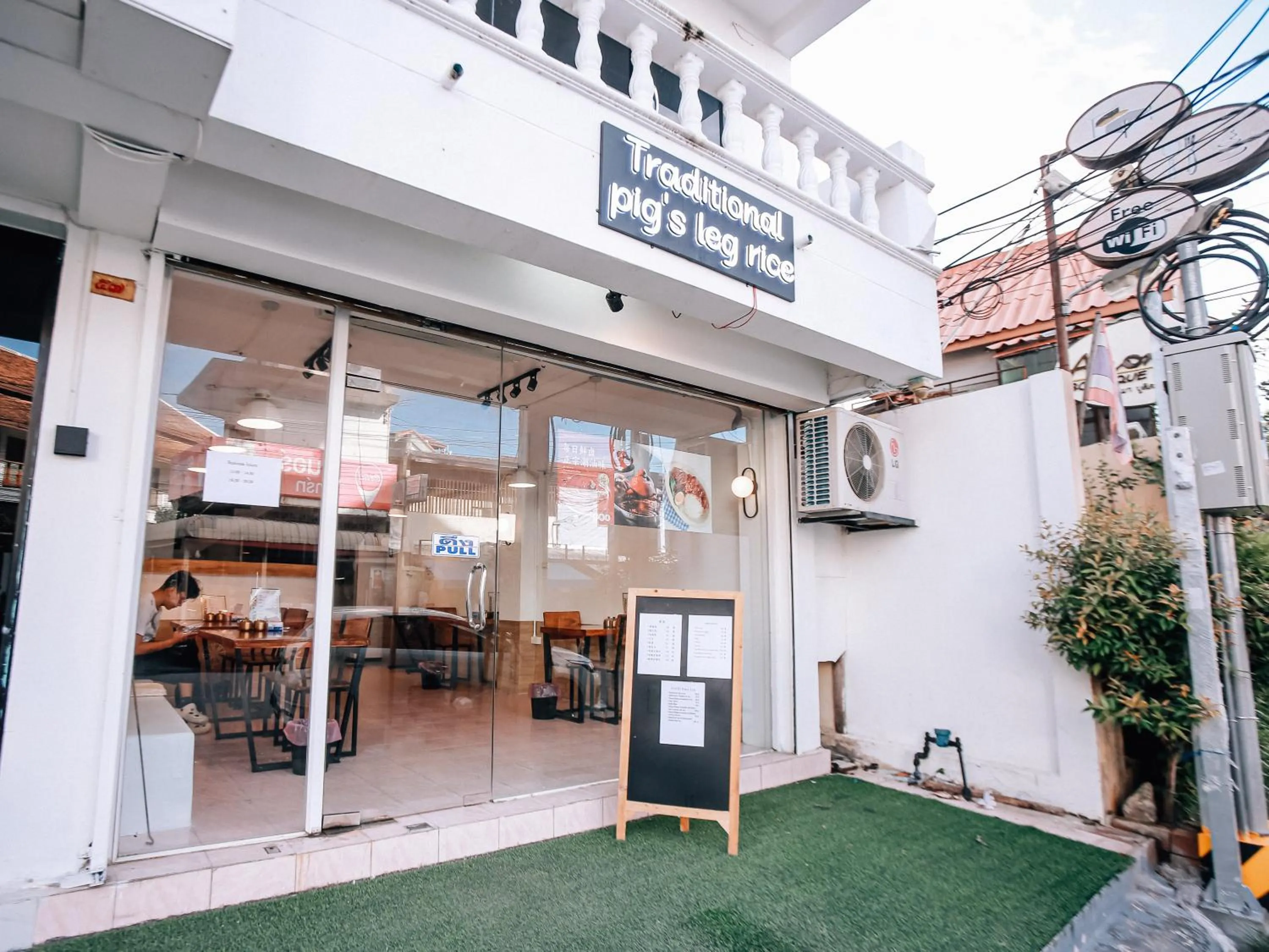 Quiet street view in Key酒店@古城中心店