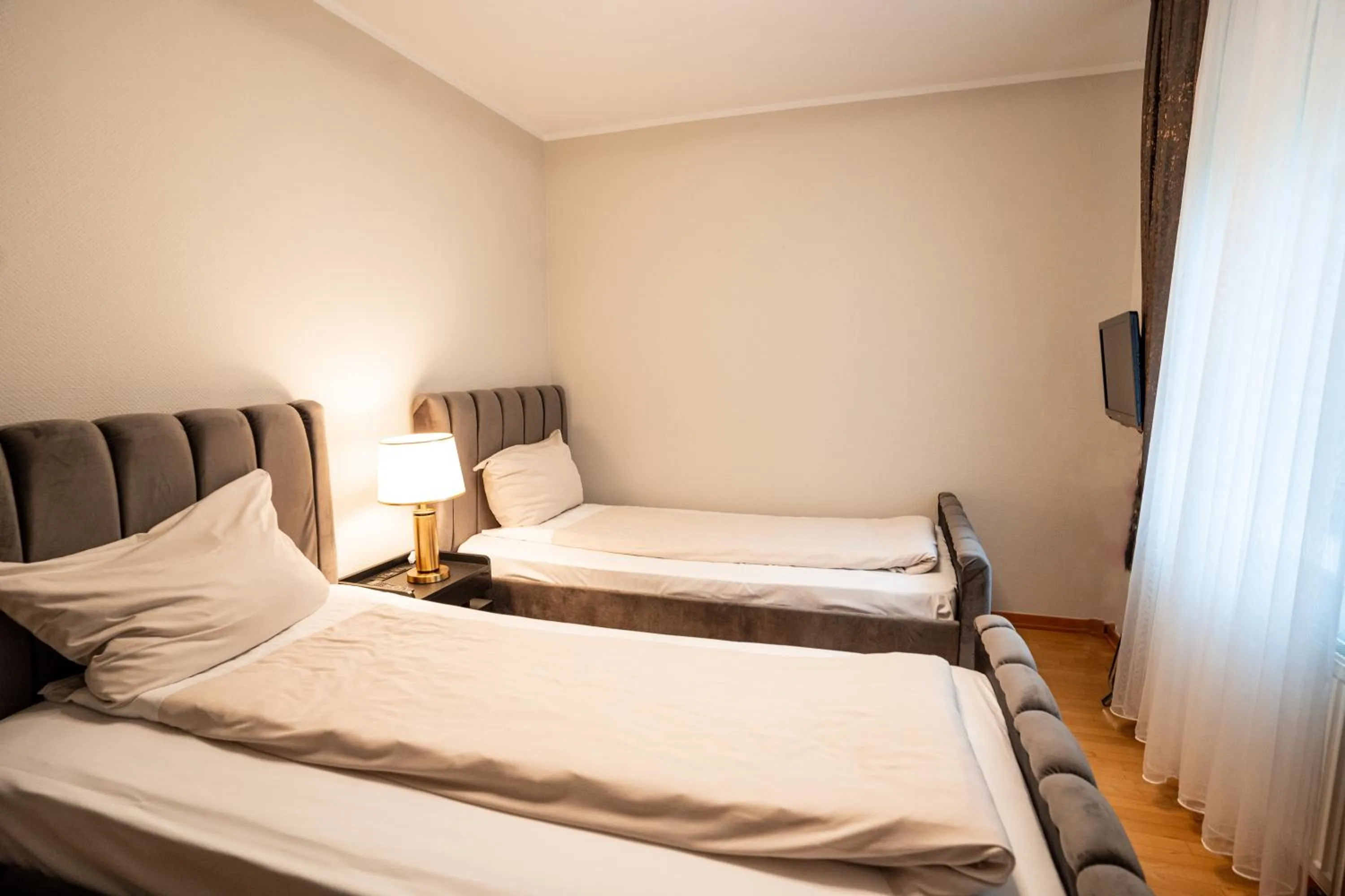 Bed in Hotel CityHome am Kurpark