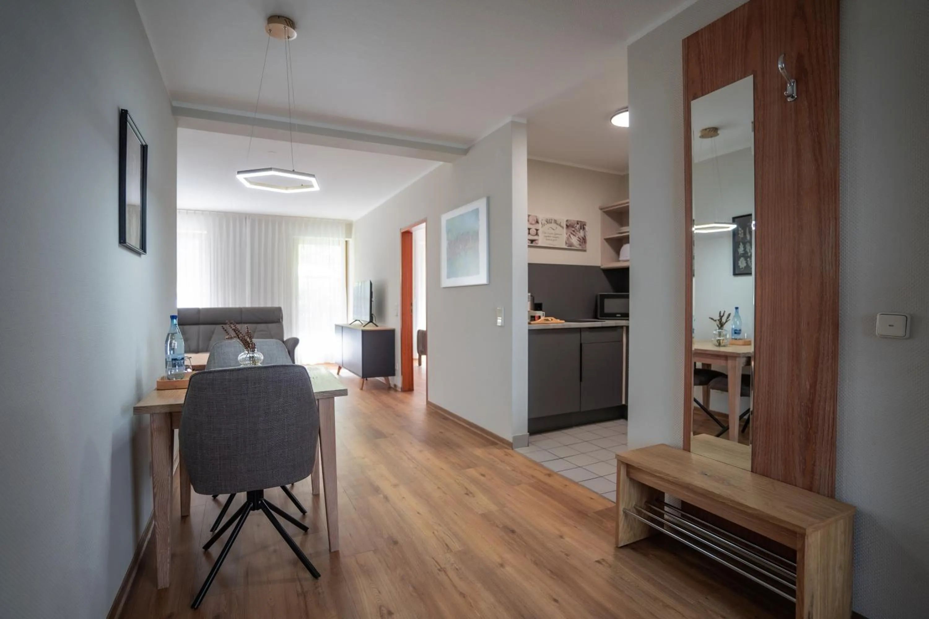 Kitchen or kitchenette in Hotel CityHome am Kurpark