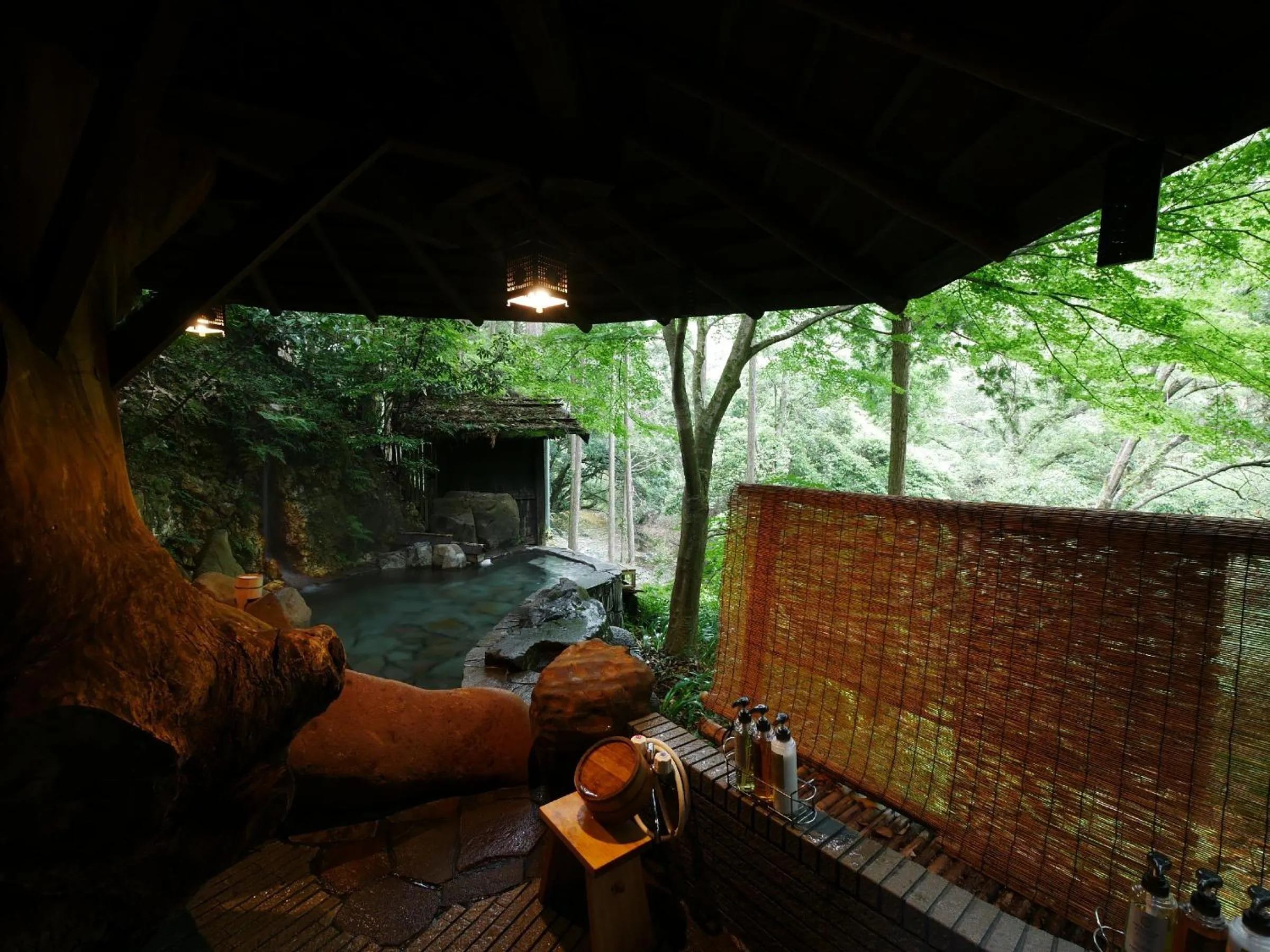 Open Air Bath in Hazu Gassyo