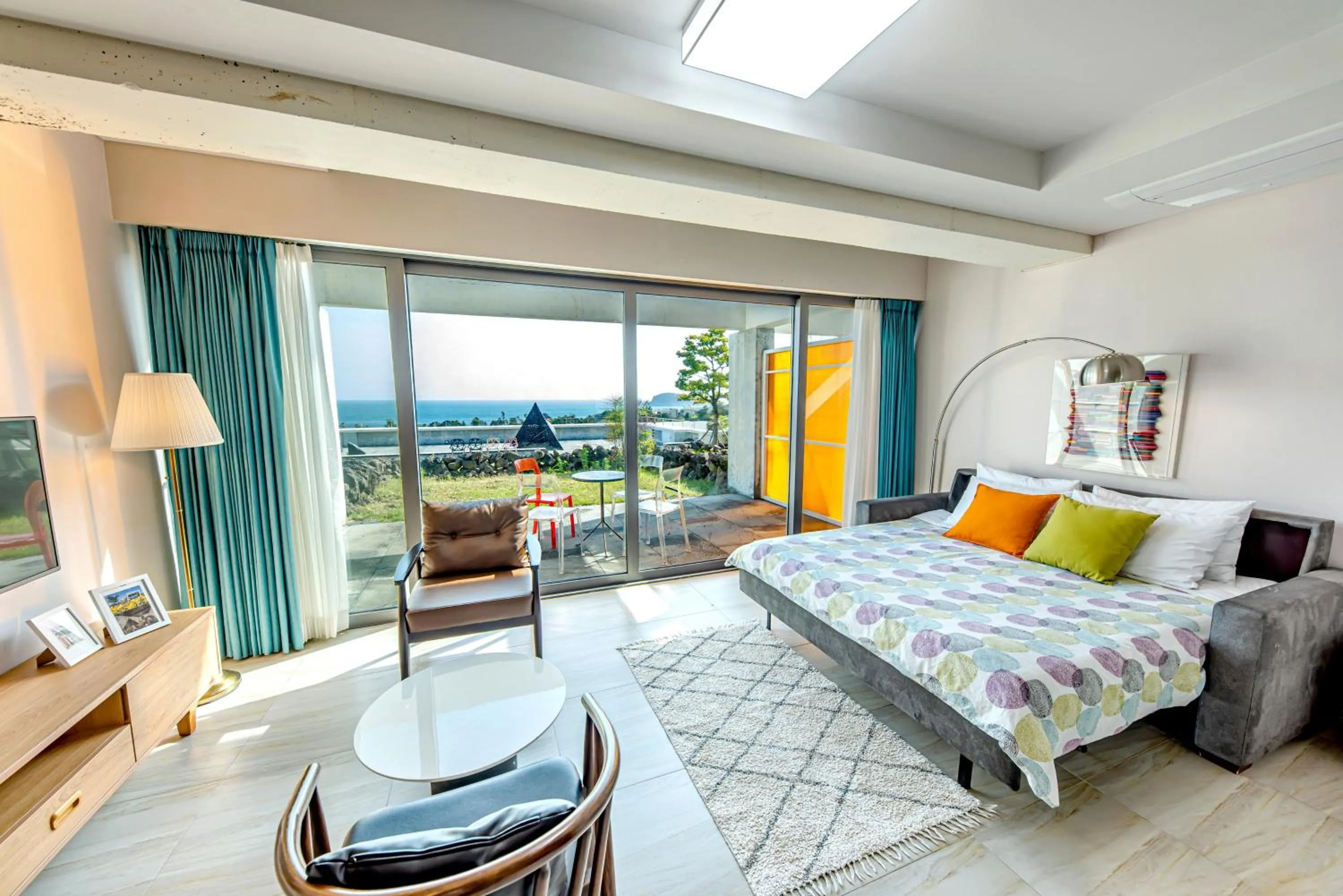 Bedroom, Bed in Jeju Bom stay & Art Gallery