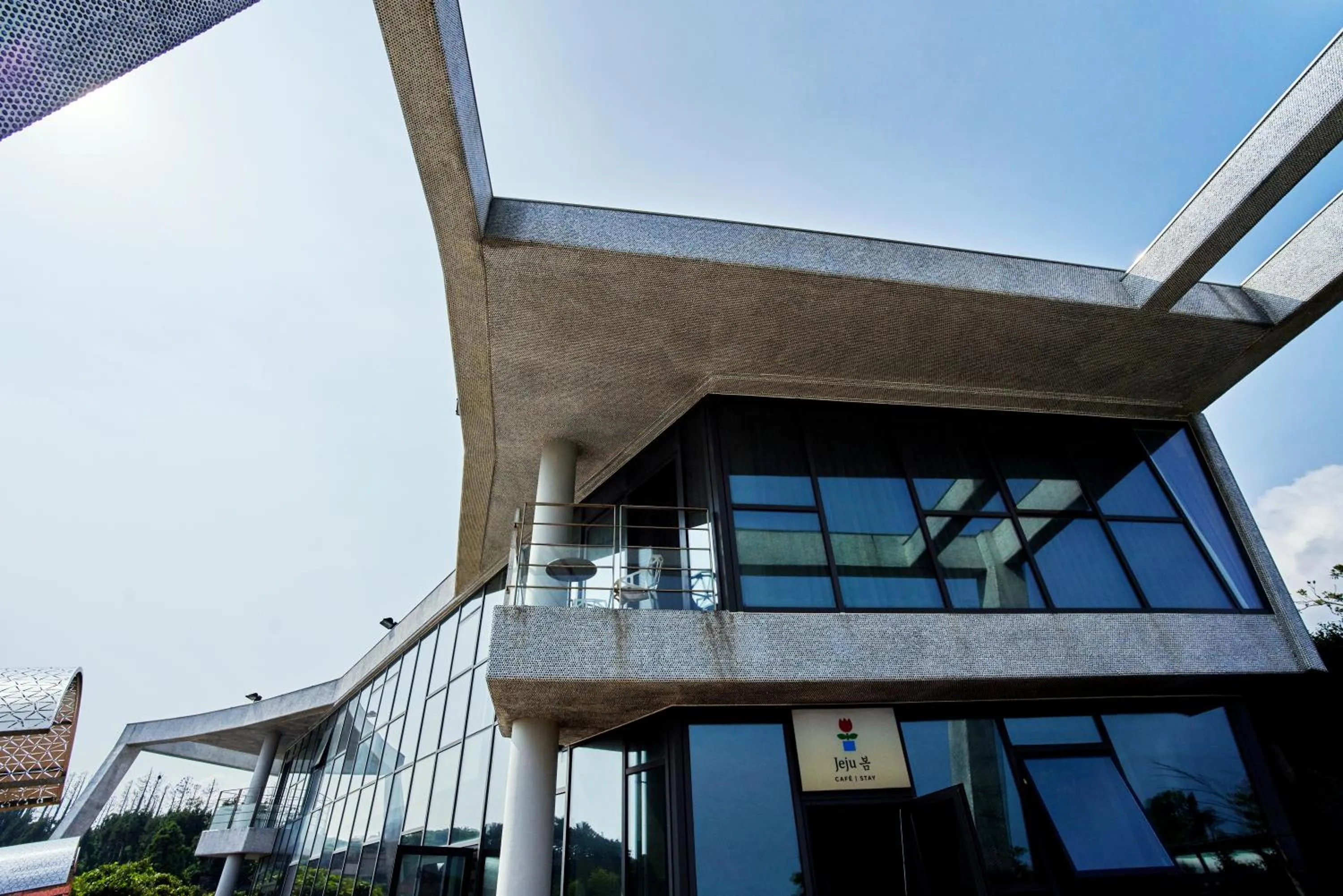 Restaurant/places to eat in Jeju Bom stay & Art Gallery