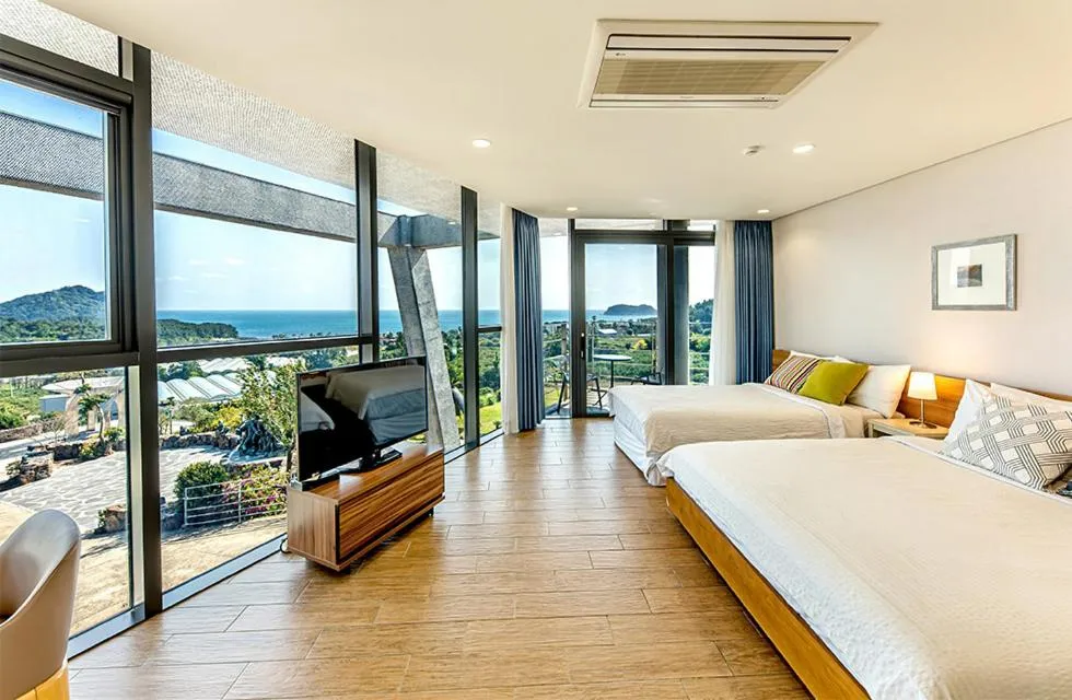 Bed in Jeju Bom stay & Art Gallery