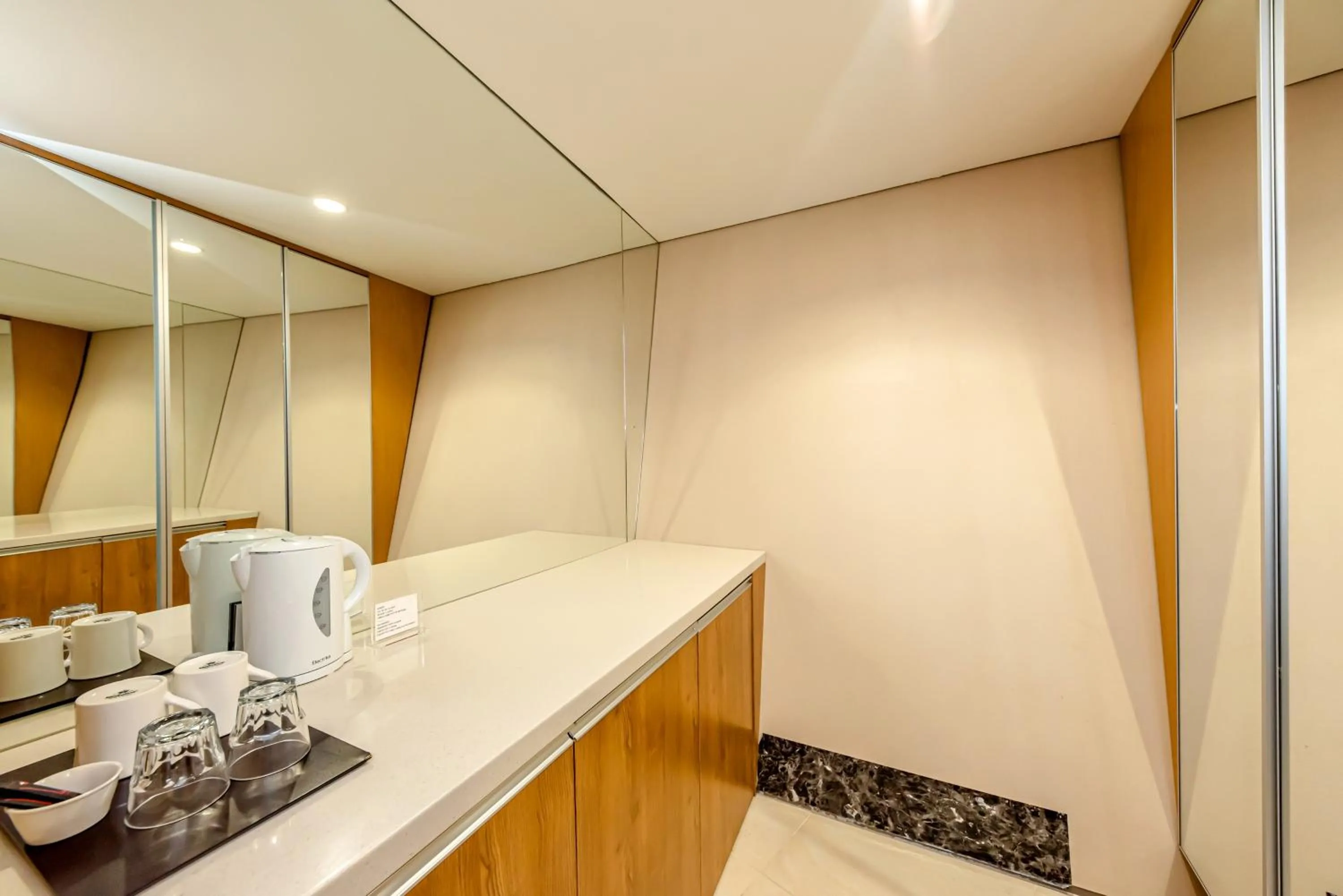 Coffee/tea facilities in Jeju Bom stay & Art Gallery