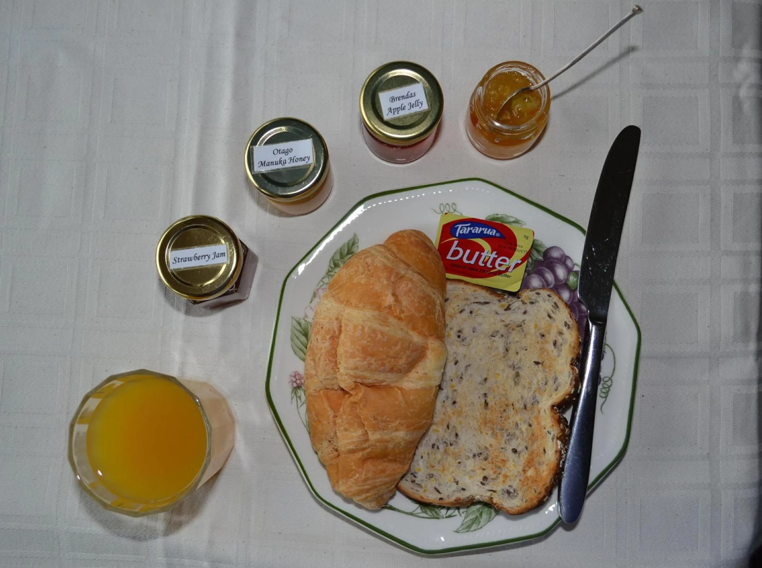 Continental breakfast in Treetops B&B