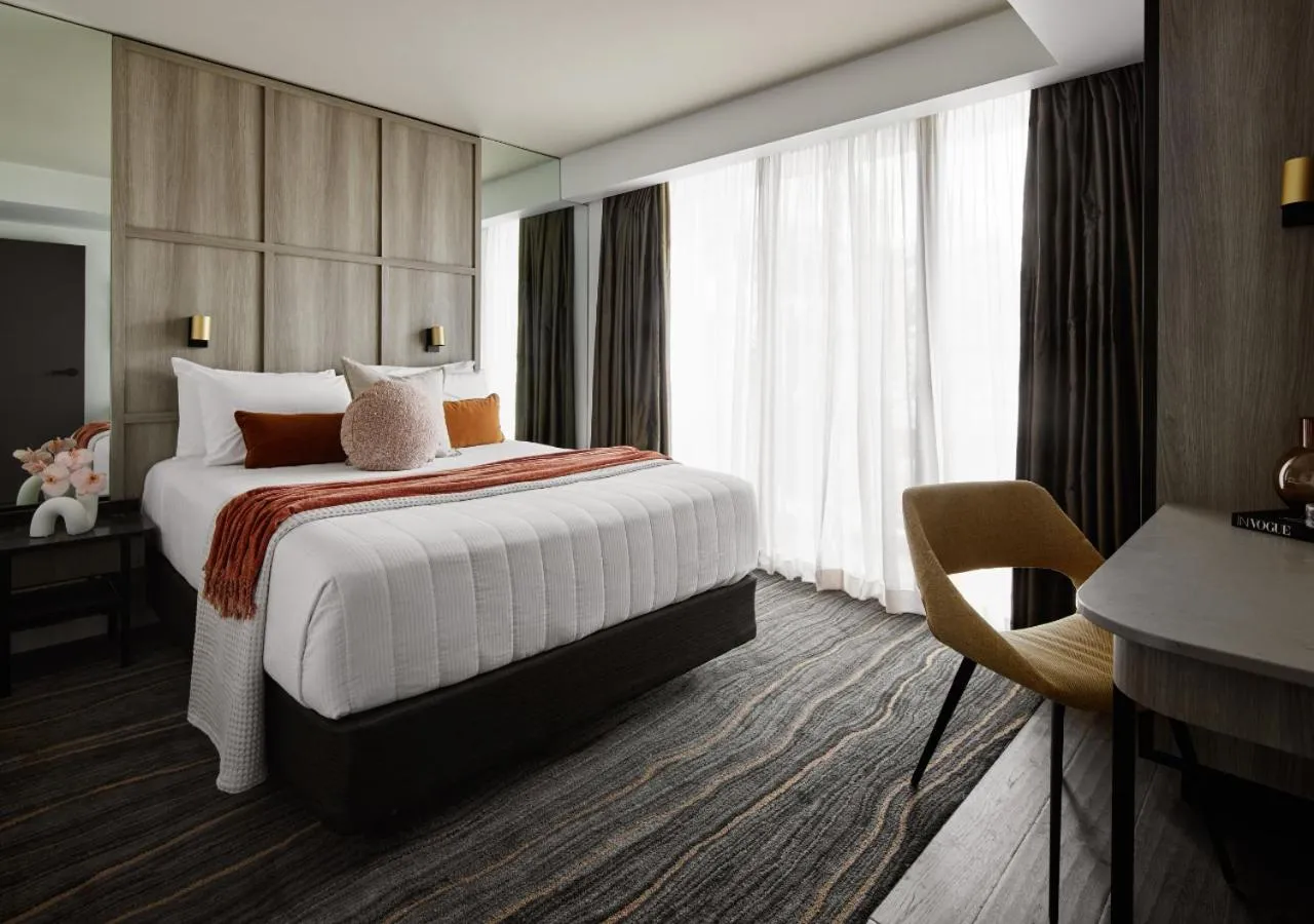 Bedroom, Bed in The Executive Inn, Newcastle